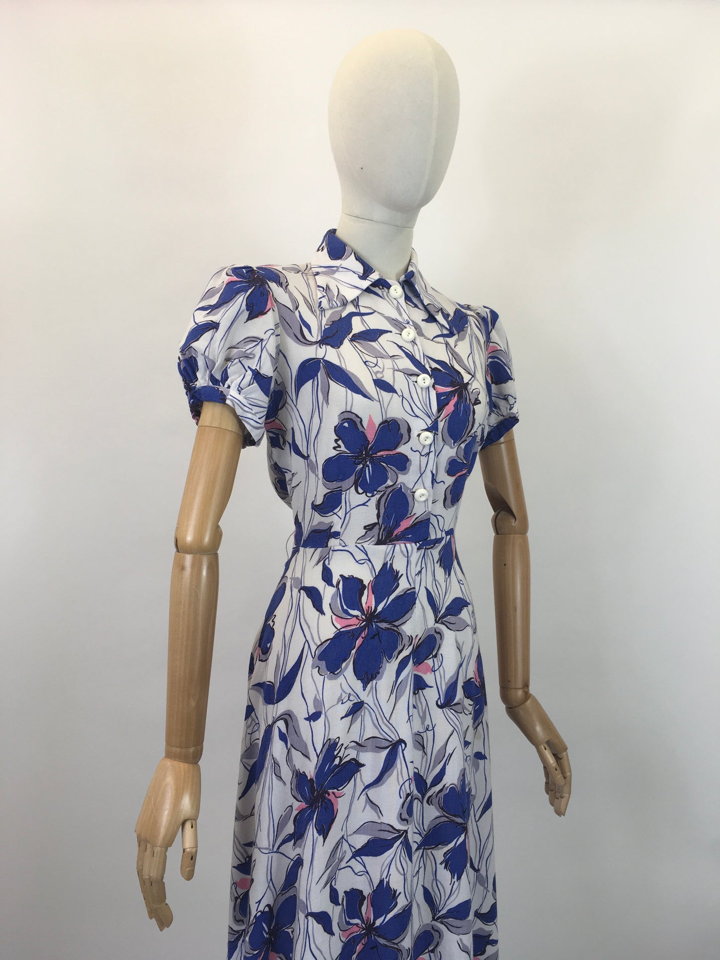 Original 1940's Darling Moygashol Linen Day Dress - In Navy, Off White, Blush & Grey