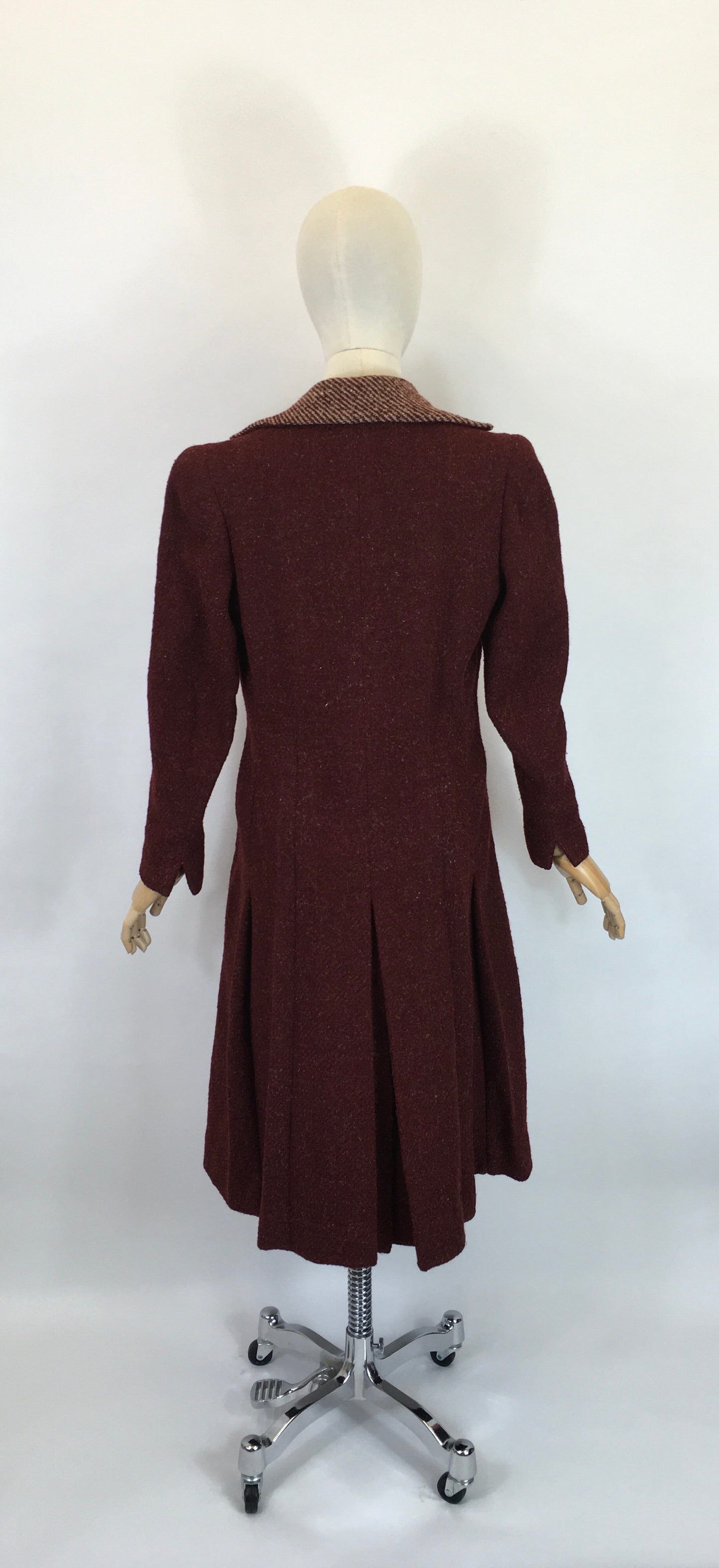 Original 1940’s STUNNING Deep Wine Woollen Coat - With An Impeccable 40’s Silhouette & Detailing