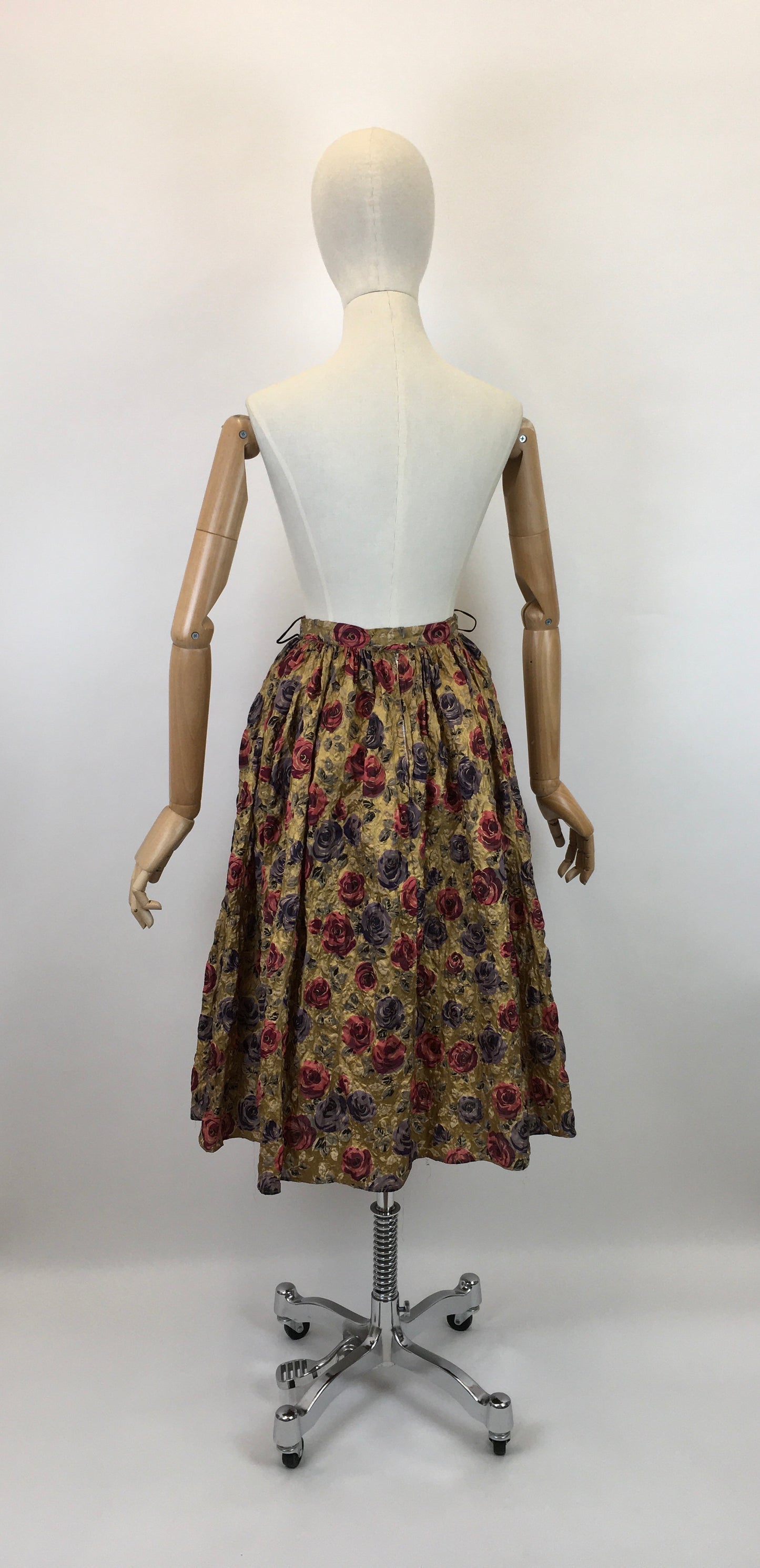 Original 1950’s FABULOUS ‘ Jayne Colton ltd ‘ Skirt - In Rich Gold, Warm Berries & Purples