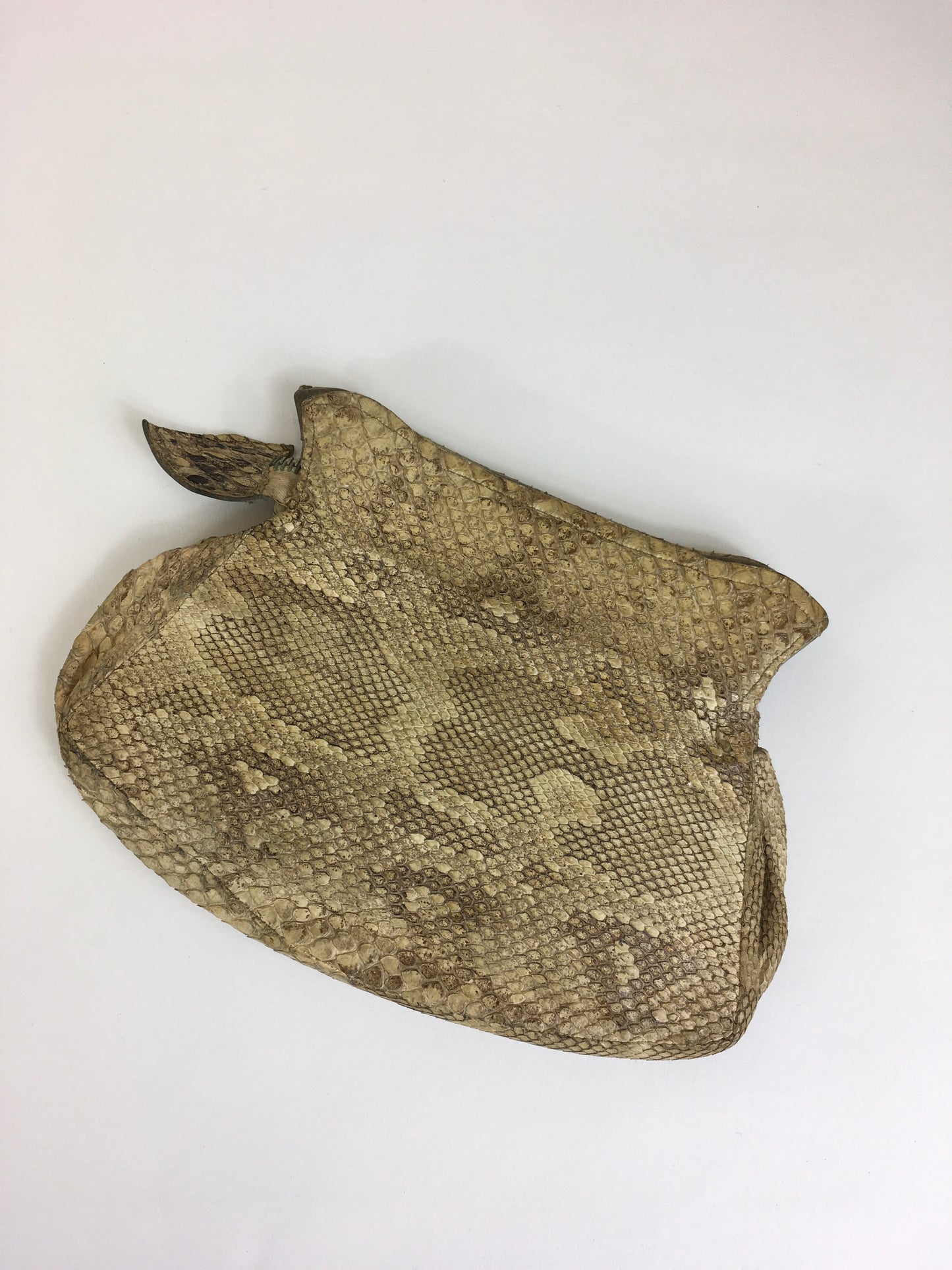 Original 1930’s Beautiful Skin Clutch Handbag - In A Fabulous Deco Shape