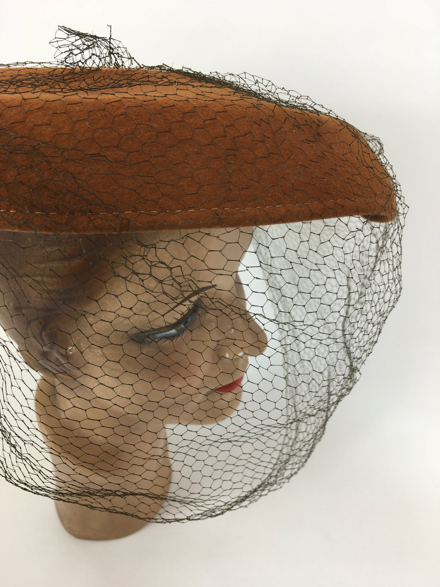 Original SENSATIONAL 1940’s Cinnamon Platter Hat - With Bow and Veiling Detailing