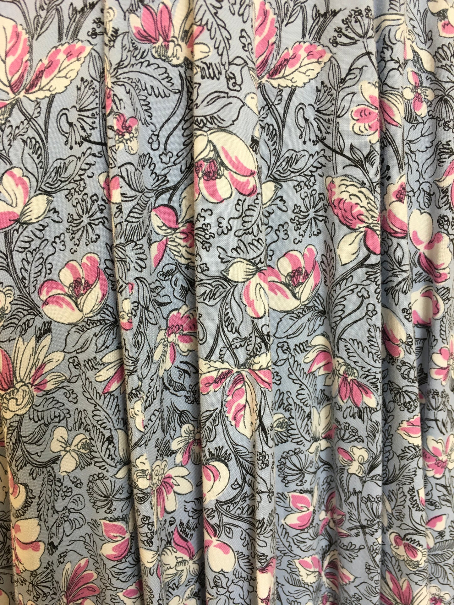 Original 1940's Floral floppy cotton day dress - Featuring aysmetrical bodice detailing