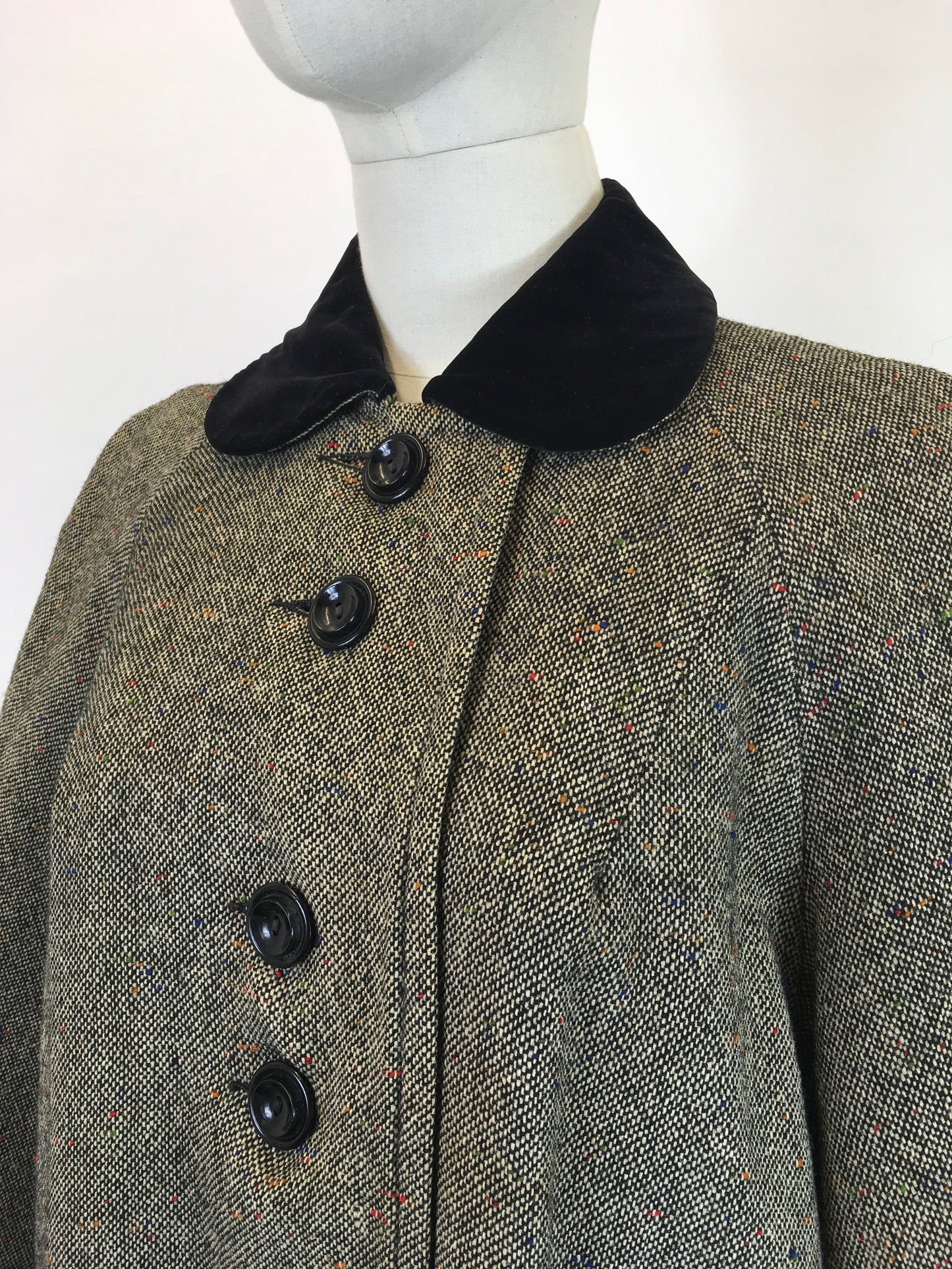 Original 1950’s Fabulous Showerproof Coat - With Contrast Velvet Peter Pan Collar