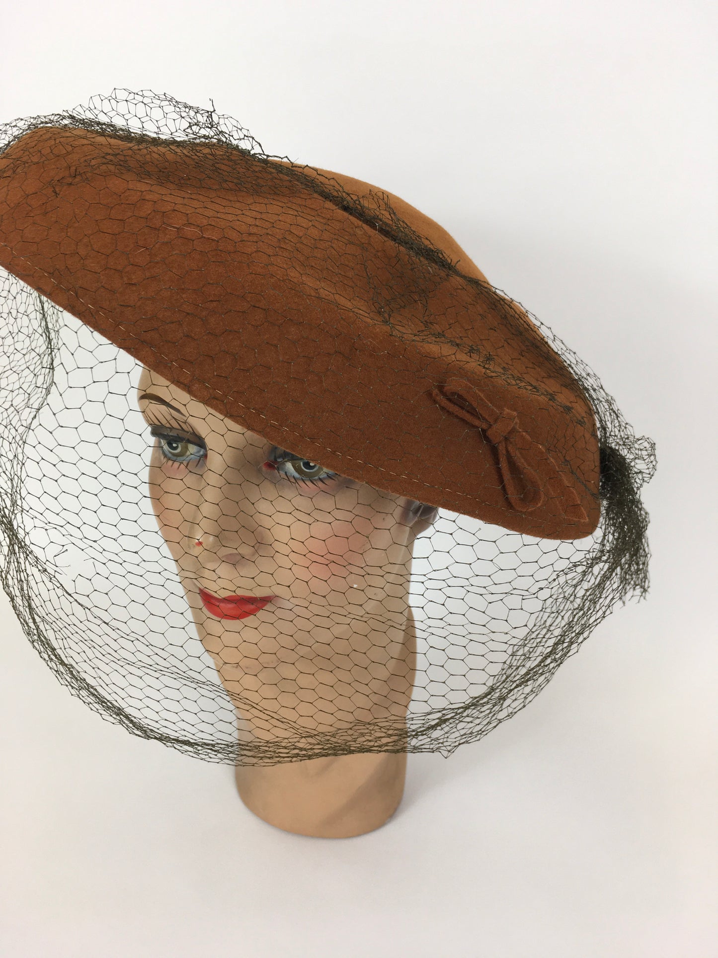 Original SENSATIONAL 1940’s Cinnamon Platter Hat - With Bow and Veiling Detailing