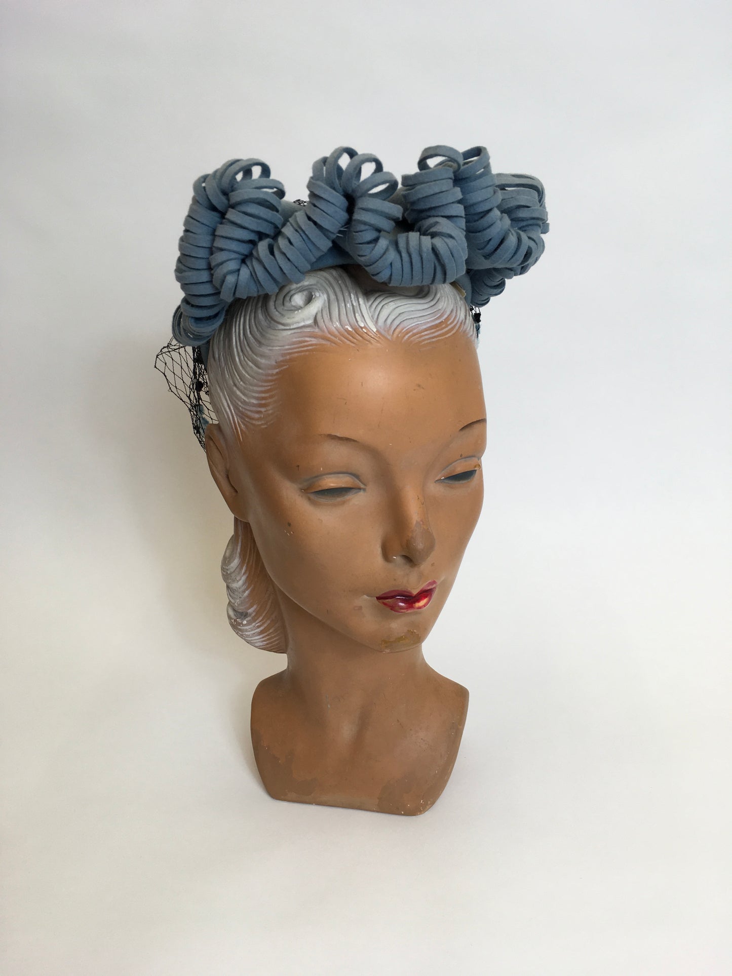 Original 1940’s Powder Blue American Hat - Stunning Halo Shape Front With Shaped Felt