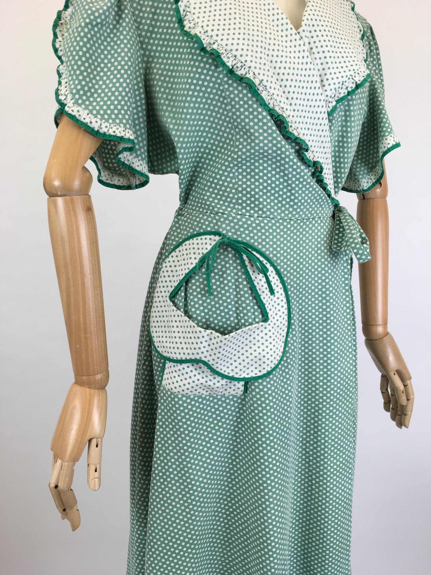 Original 1940’s SENSATIONAL Wrap House Dress - In A Fabulous Green & White Polka Dot