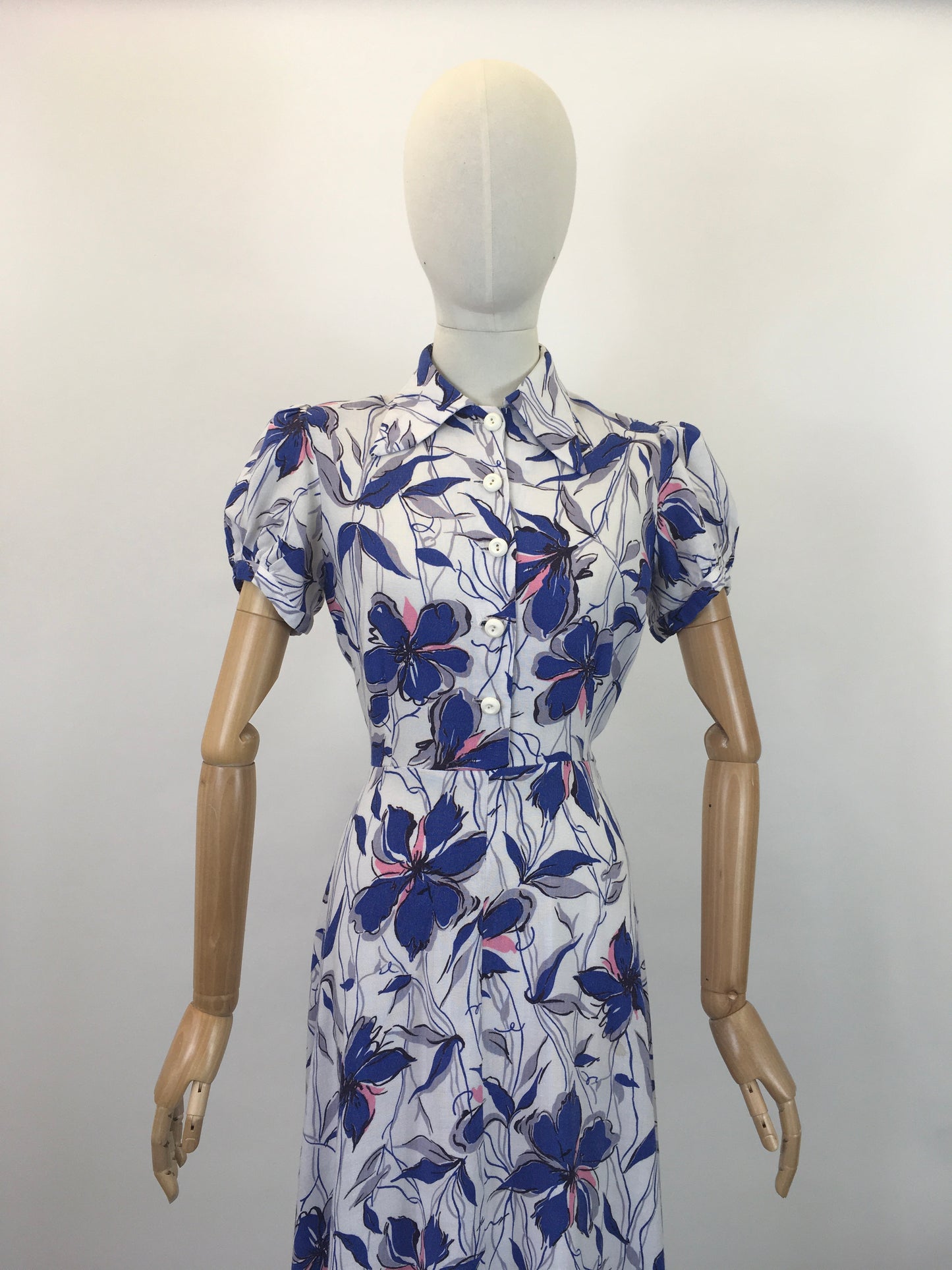 Original 1940's Darling Moygashol Linen Day Dress - In Navy, Off White, Blush & Grey