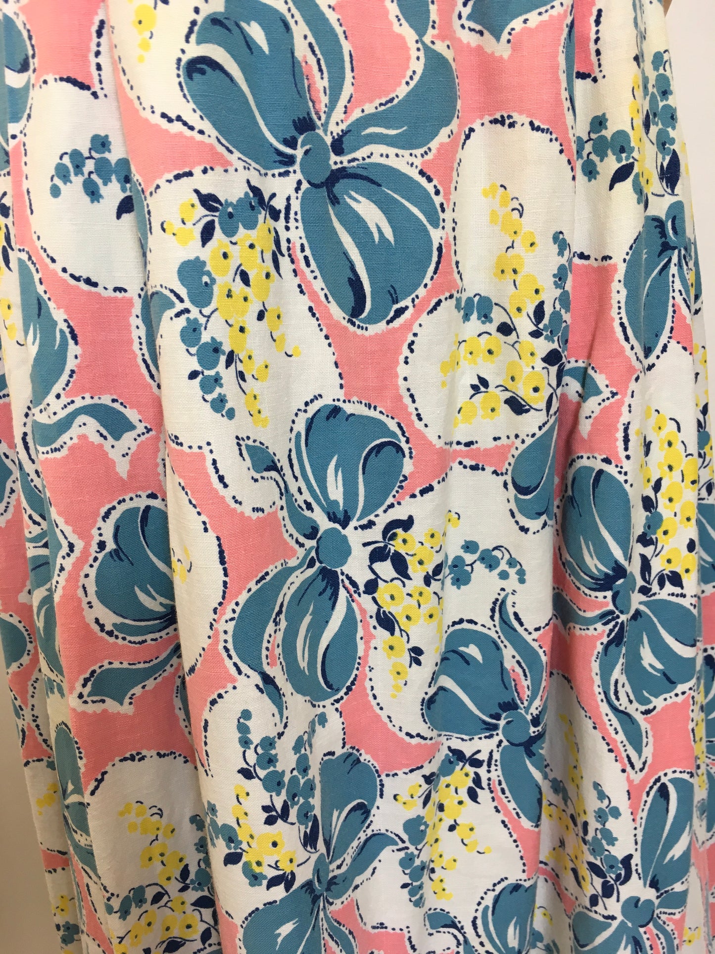 Original Early 1950s Cotton Circle Skirt - Featuring Beautiful Flowers & Ribbons Print