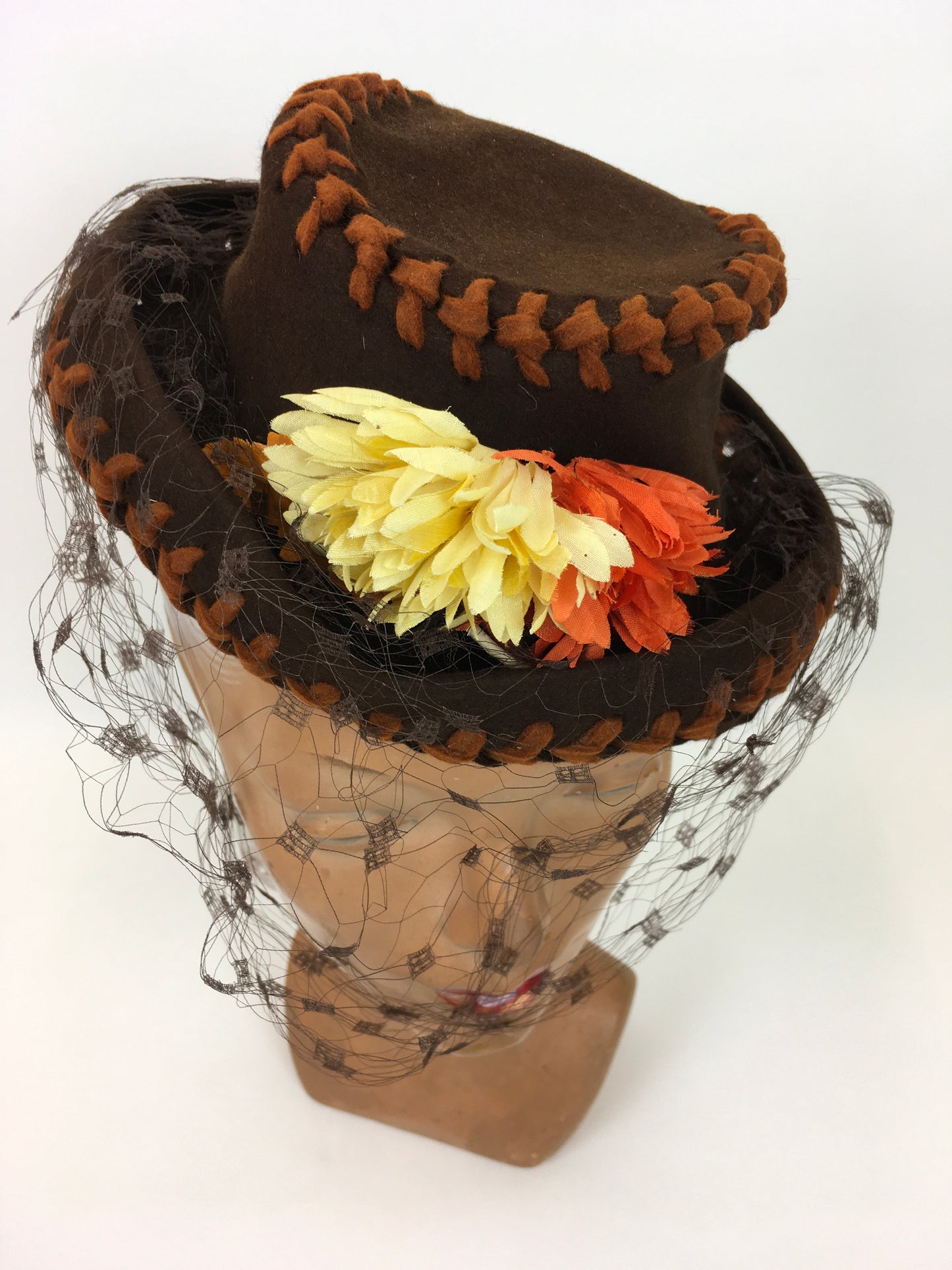 Original STUNNING 1940s American Topper Hat - In an Autumnal Colour Pallet of Warm Brown, Oranges and Yellow