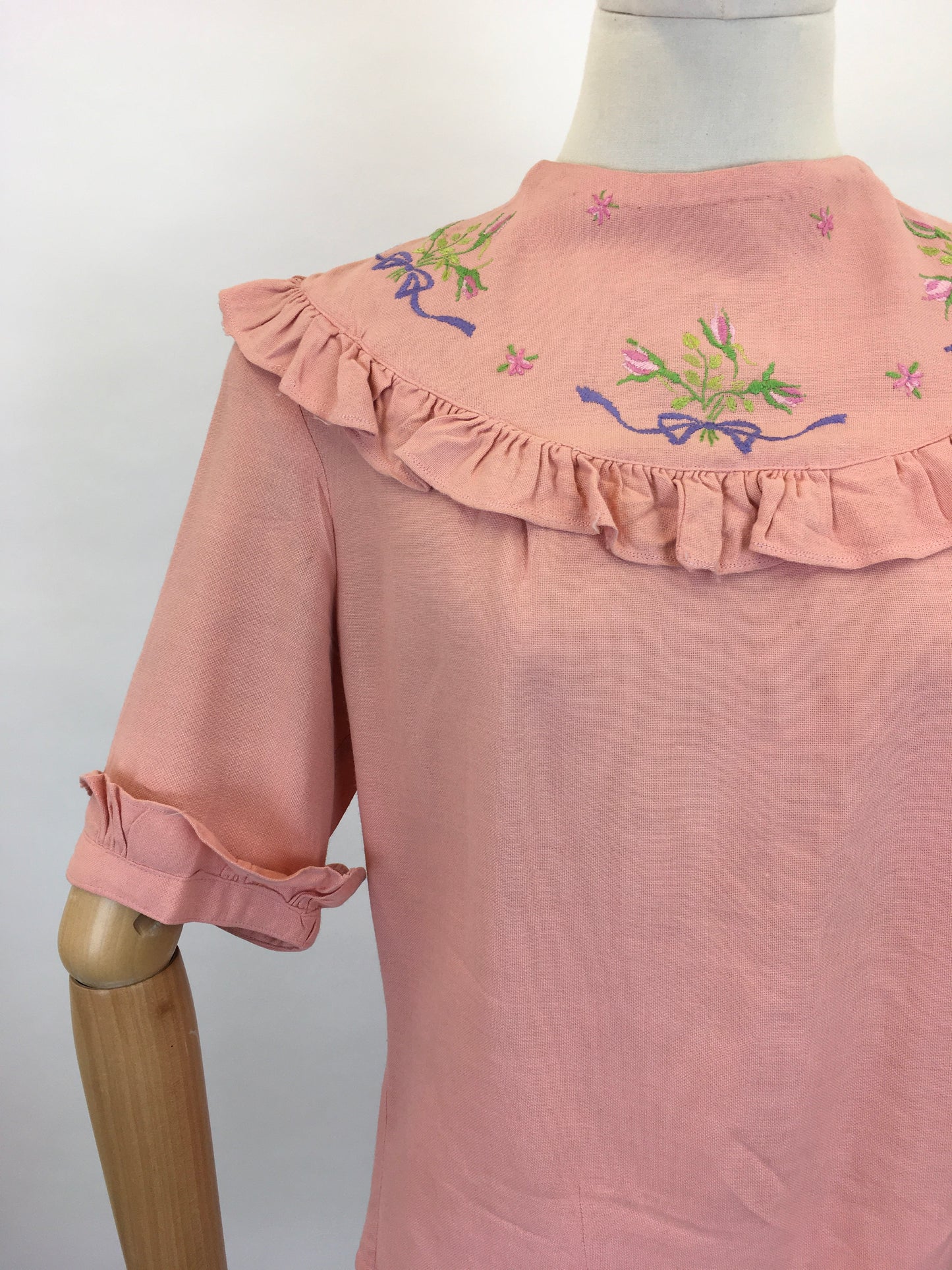 Original 1940s Linen Blouse - In A Beautiful Rose Pink with Floral Embroidery and Pleated Edge