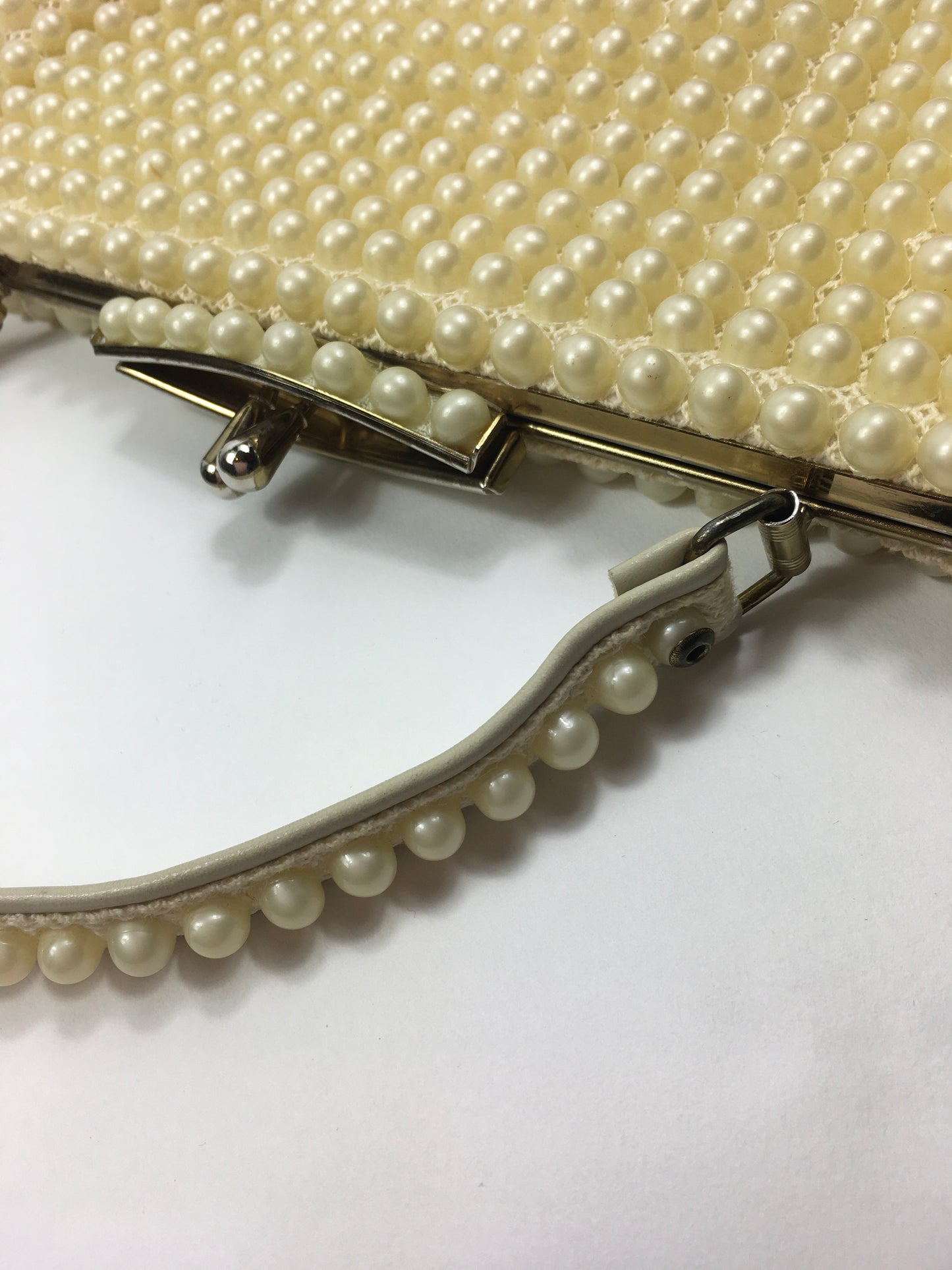 Original 1950’s Fabulous Pearly Handbag - In A Lovely Warm Cream With Internal Pocket Mirror
