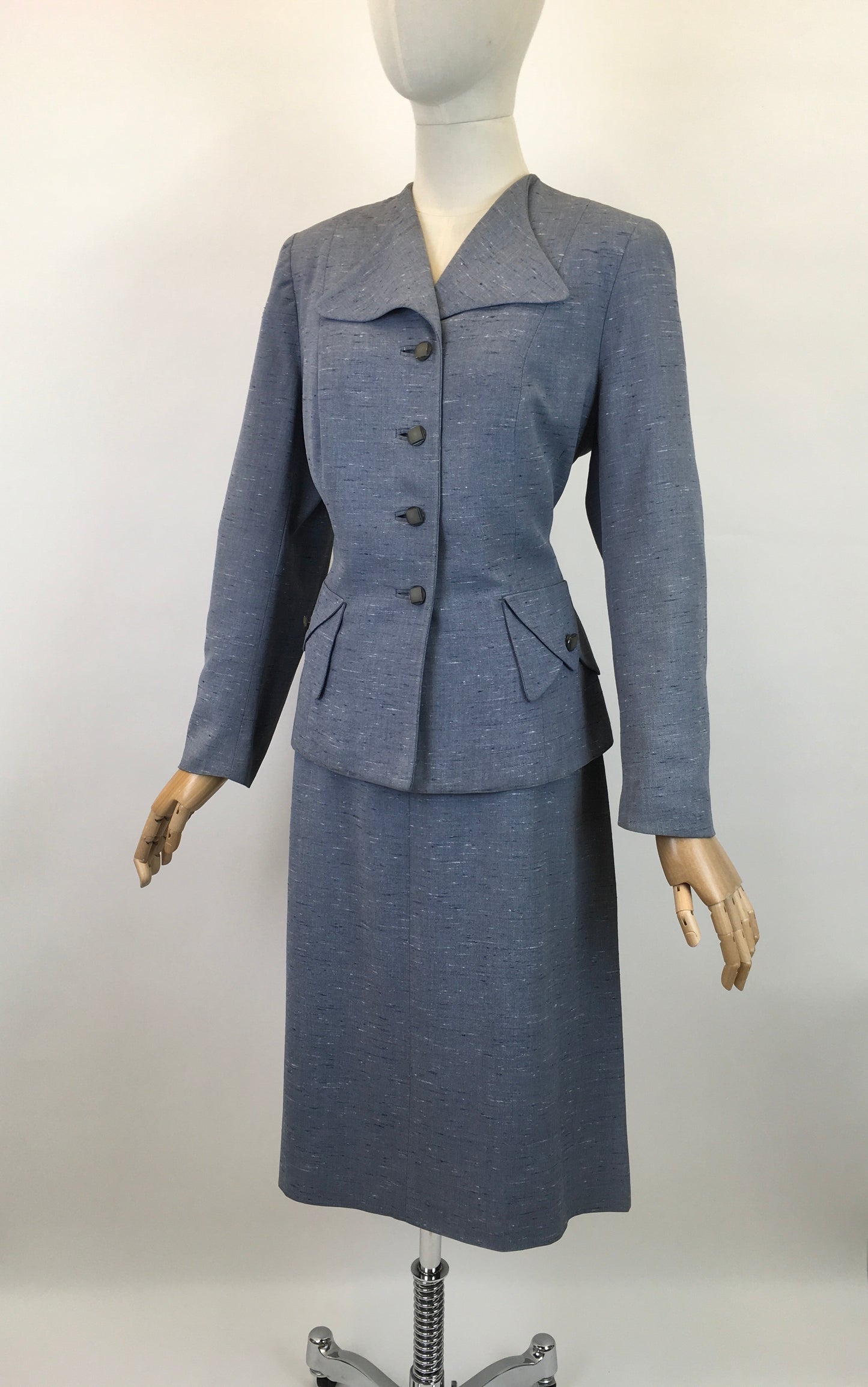 Original Late 1940’s early 1950’s Atomic Fleck 2pc Suit - In a Lovely Powdered Blue