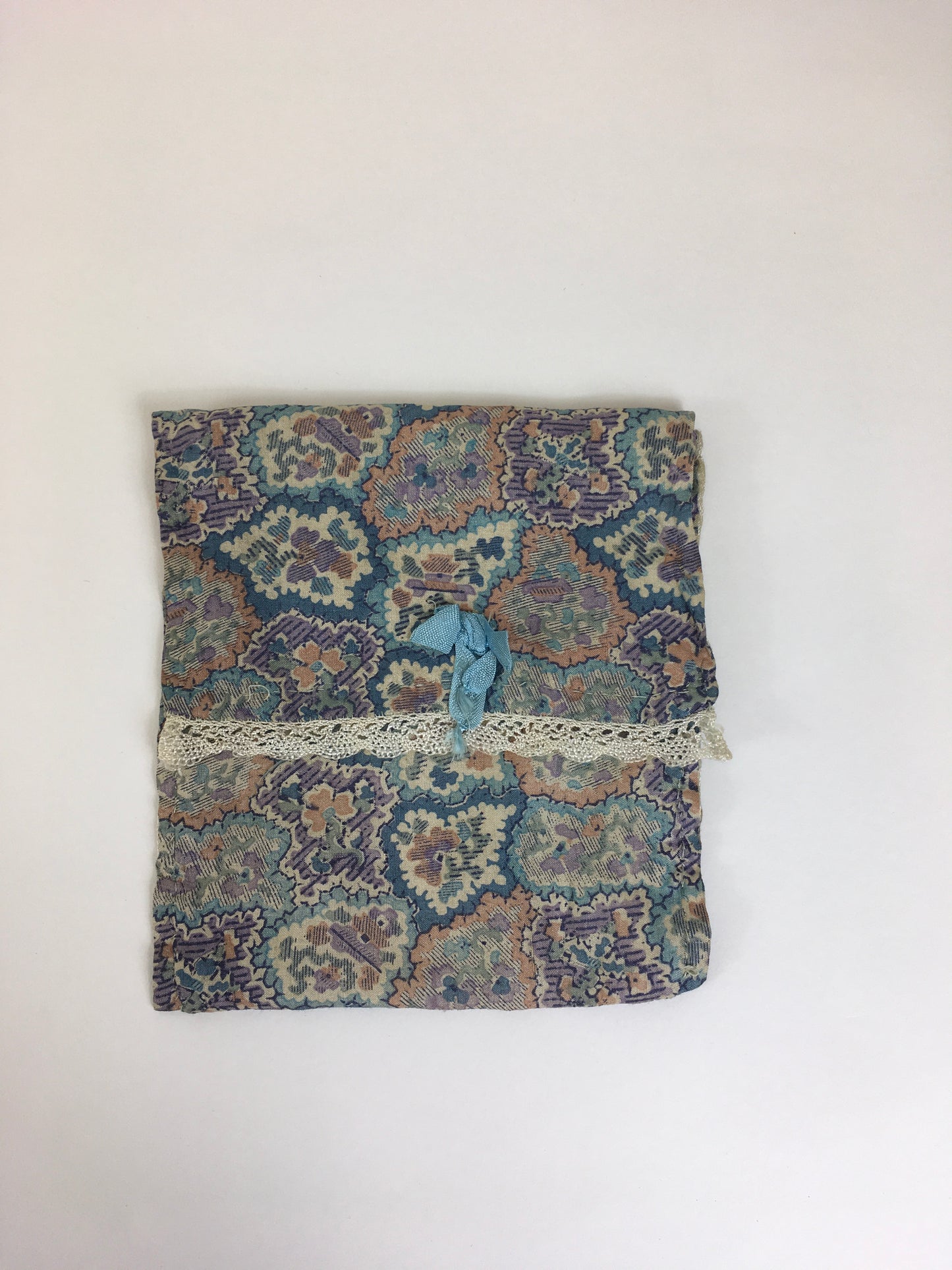 Original 1930’s / 1940’s Hankie / Stockings Case - Great For Keeping Smalls Safe