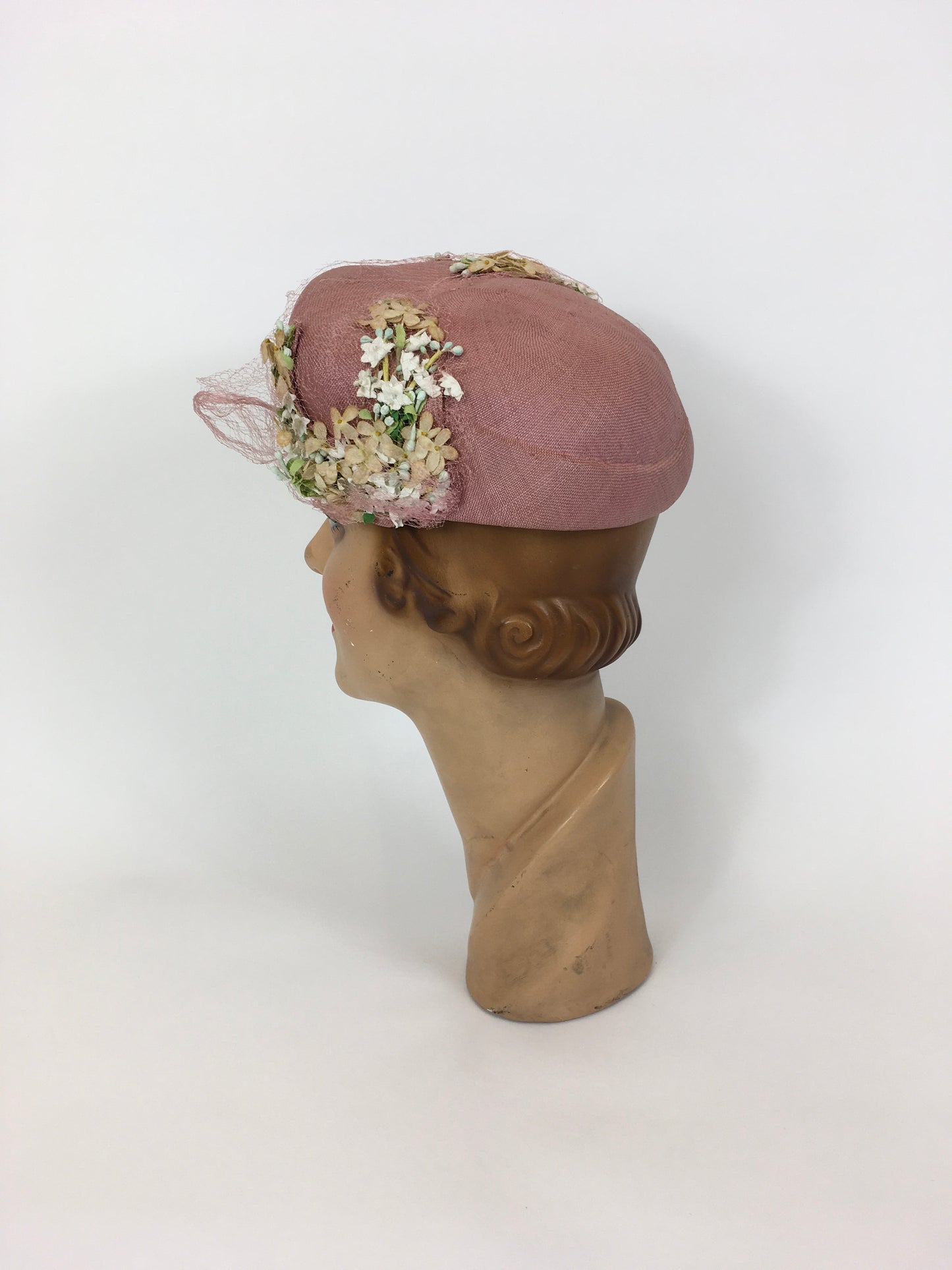 Original 1940’s Darling Powdered Rose Pink Hat - With Veiling and Beautiful Millinery Flower Embellishments