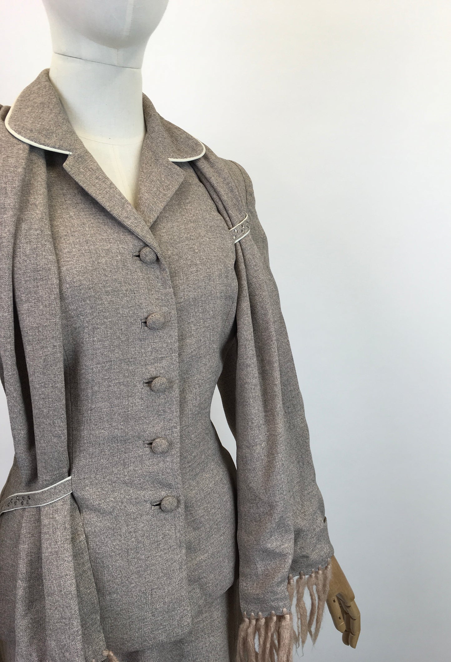Original 1940's STUNNING 3pc Suit - In Soft Fawn with A Draped Tasselled Scarf