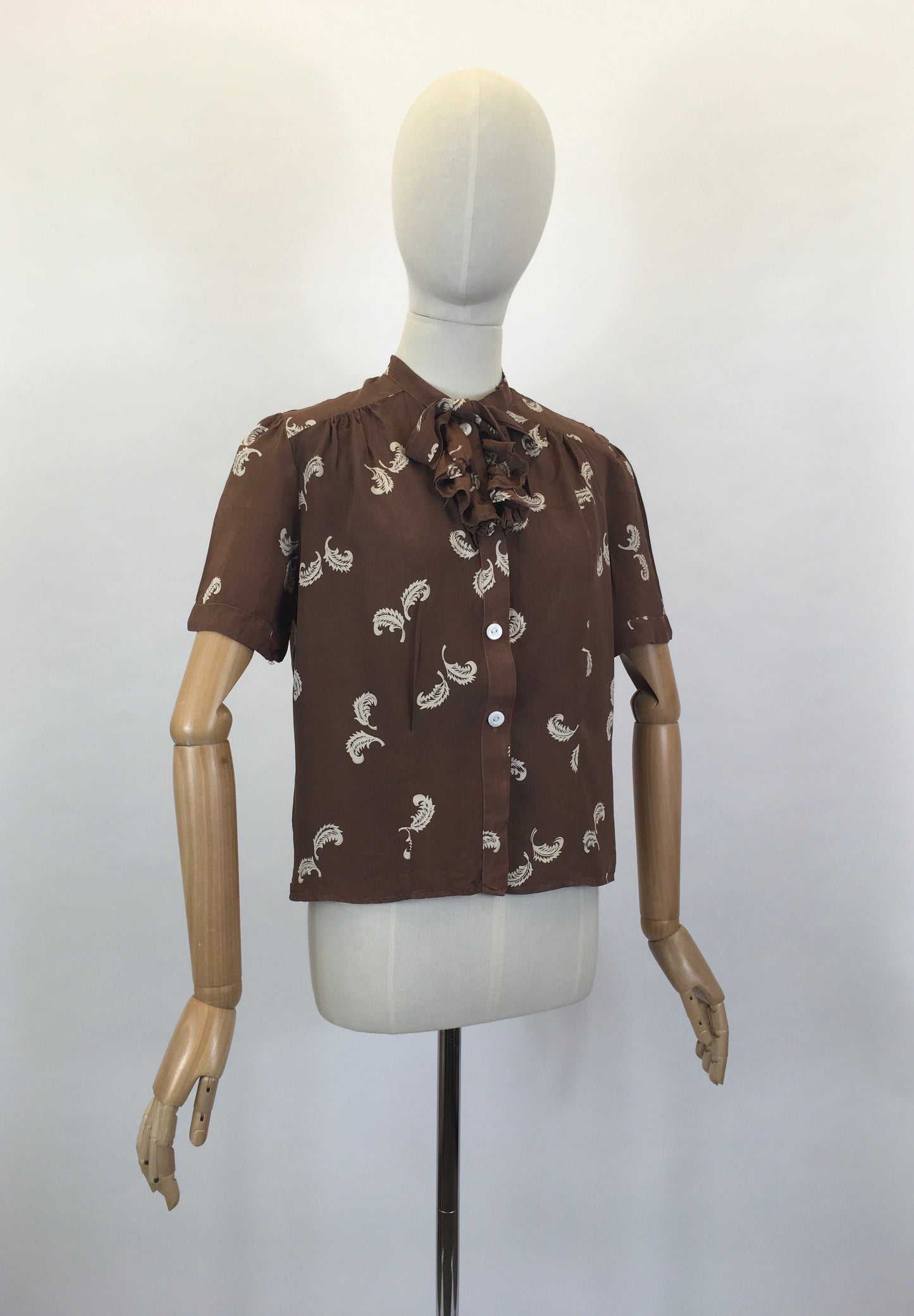 Original 1940’s AS IS Beautiful Rayon Blouse - In a Lovely Brown And White Feather Print
