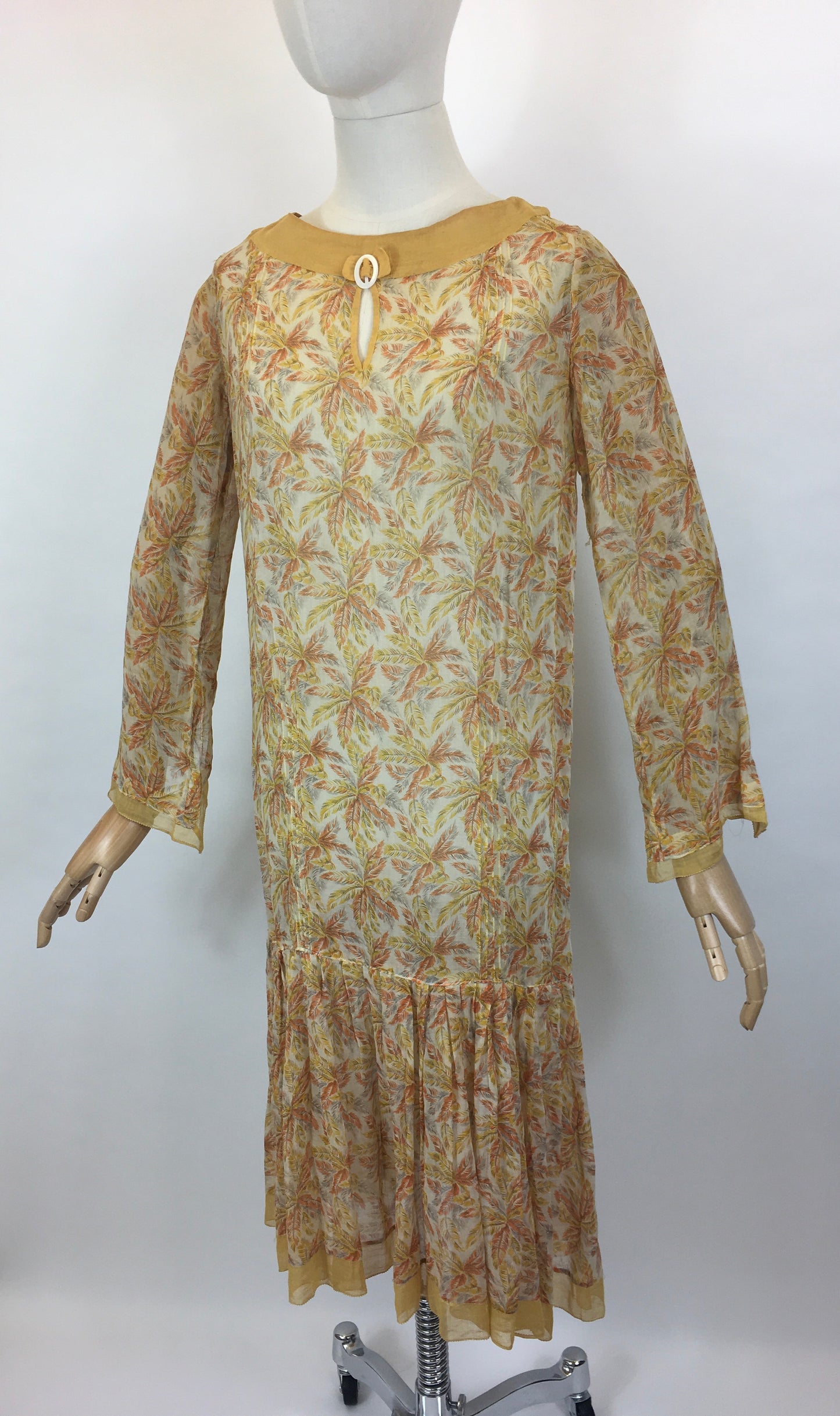 Original 1920’s FABULOUS Cotton Lawn Dress - Flora and Fauna in Buttery Yellows,Soft Oranges and Powdered Greys