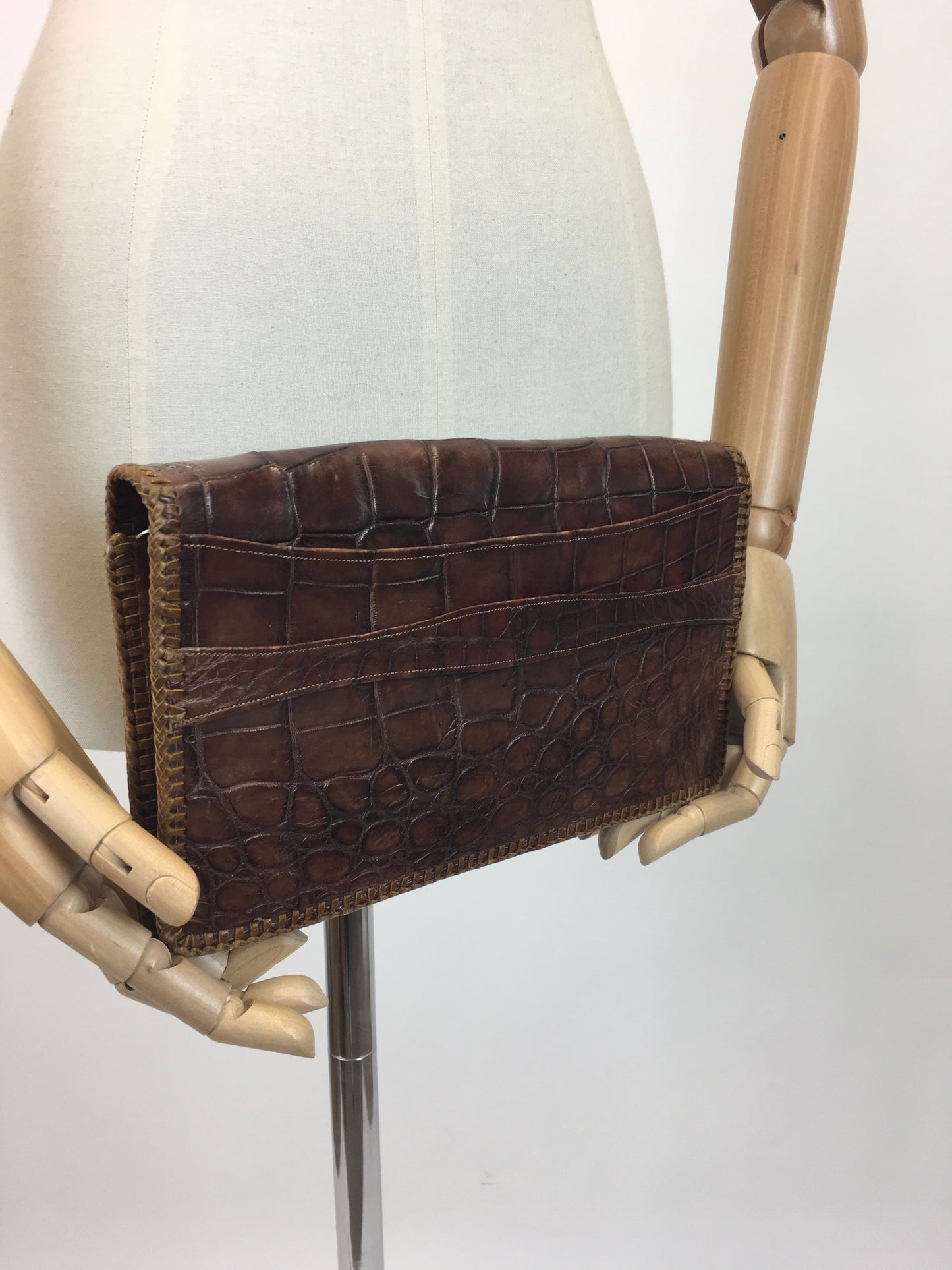 Original 1930's Classic Leather Clutch Handbag - With Handy Internal Compartments