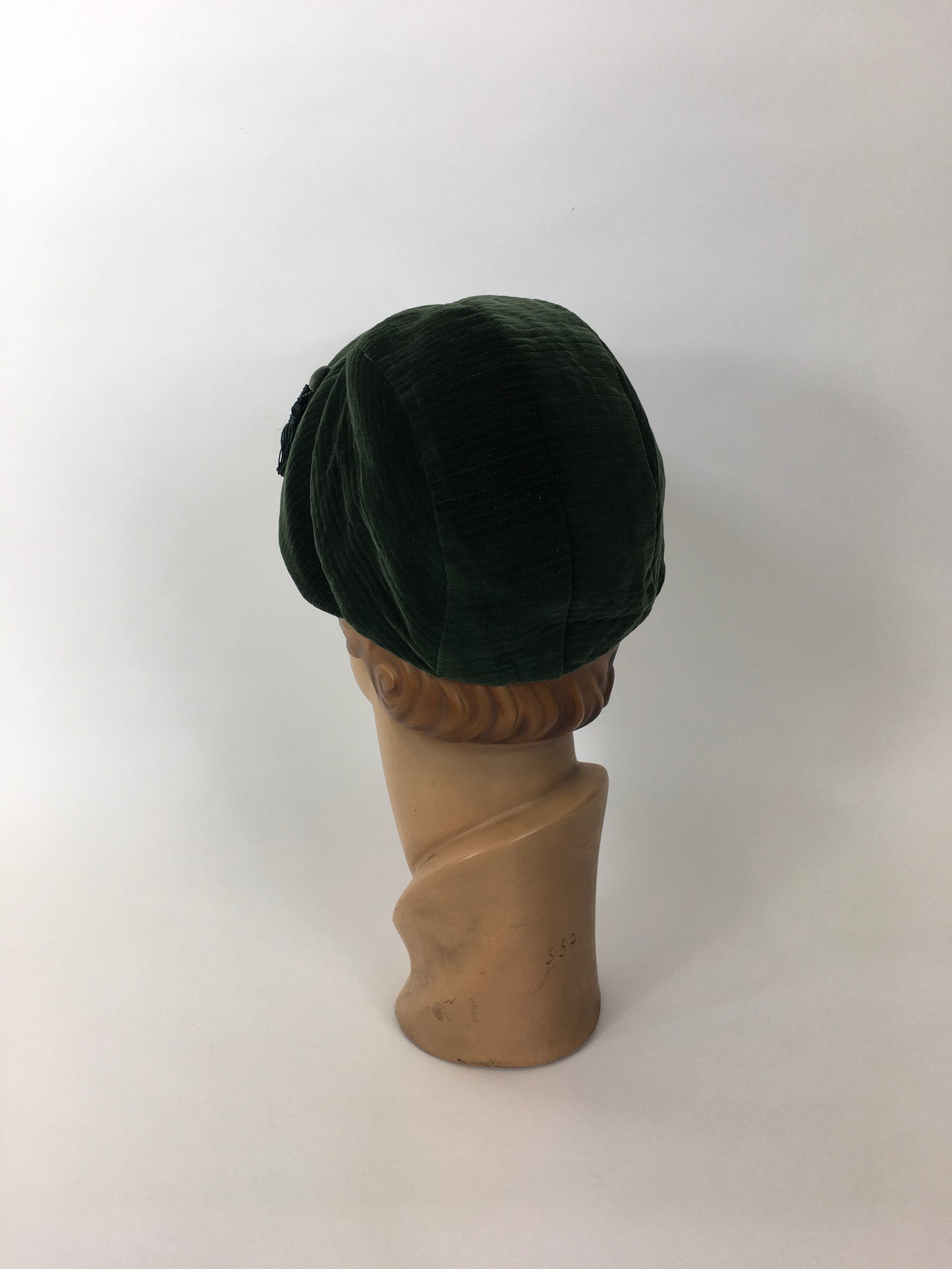 Original 1930’s Fabulous Sportswear Hat - In A Divine Rich Green Velvet with Tassel