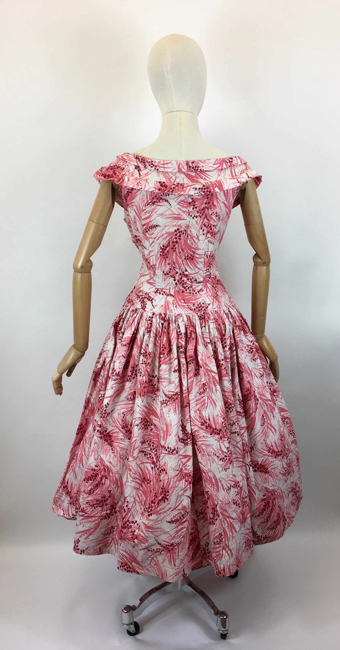 Original 1950’s Darling Cotton Day Dress - In Crisp White, Powder Pink & Deep Pink
