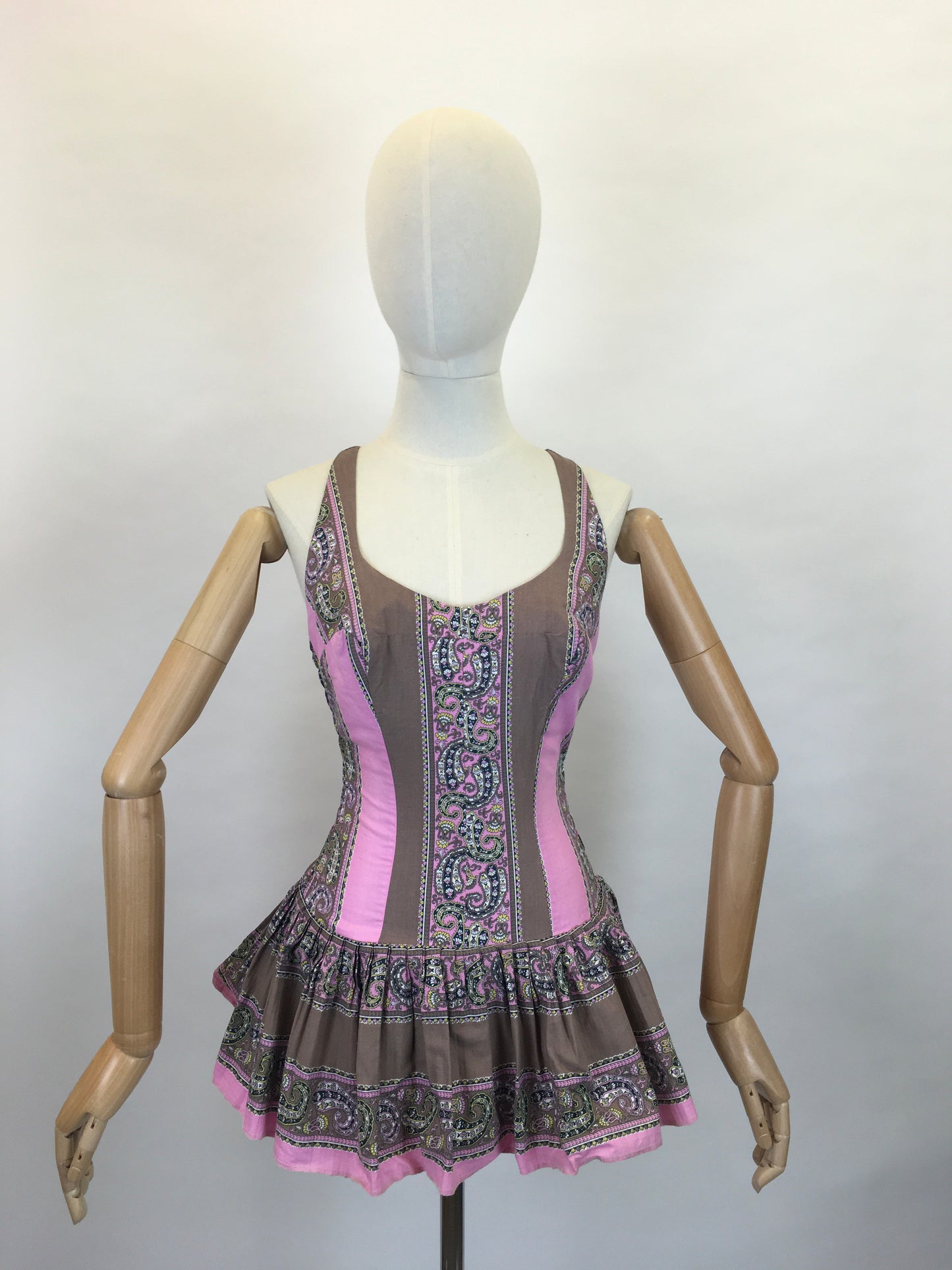 Original 1950’s ‘ Dorothy Perkins ‘ Bathing Costume - In a Lovely Colour Block and Paisley Print Cotton