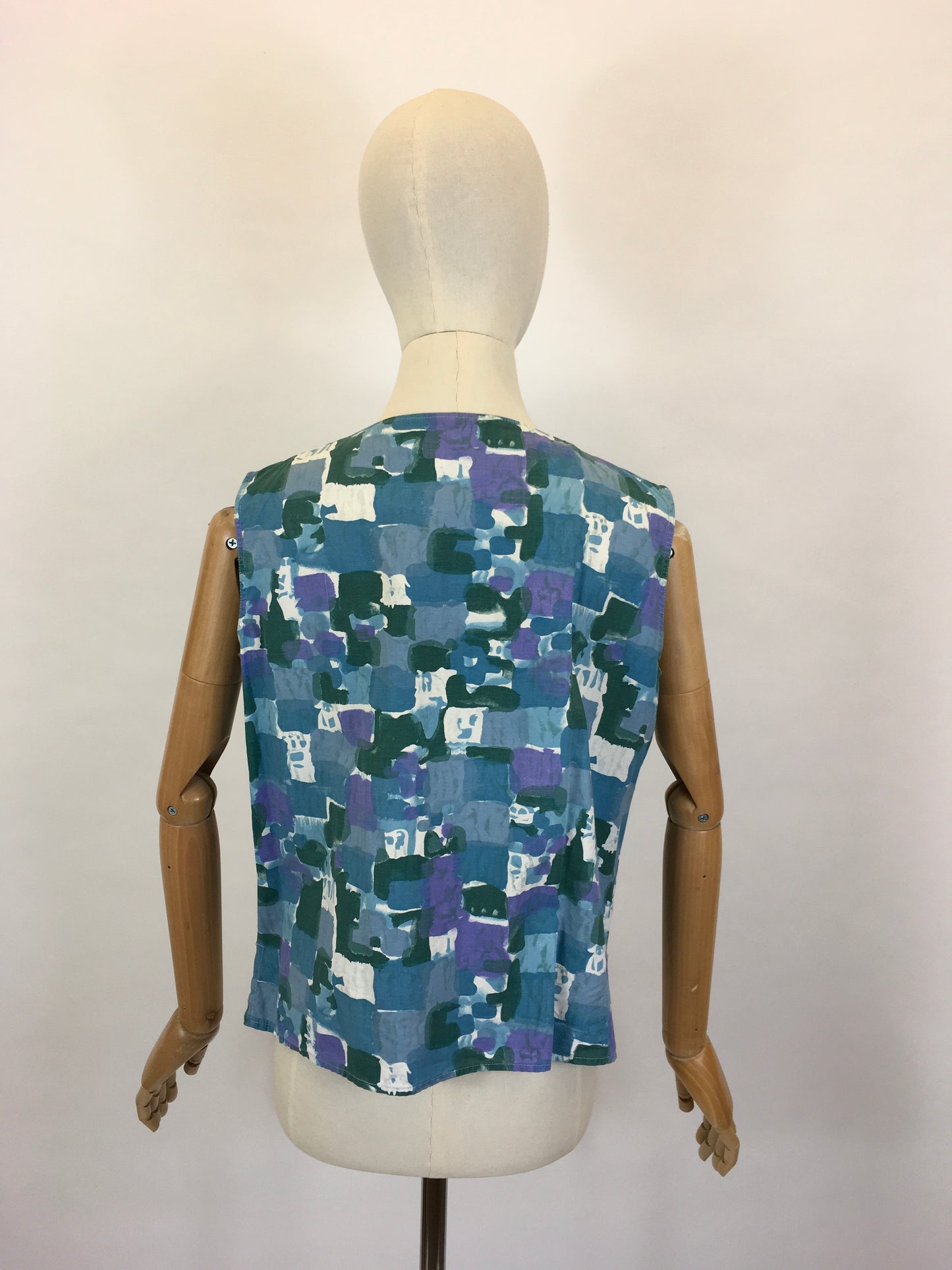 Original 1950’s Fabulous Cotton Blouse - In A Lovely Print