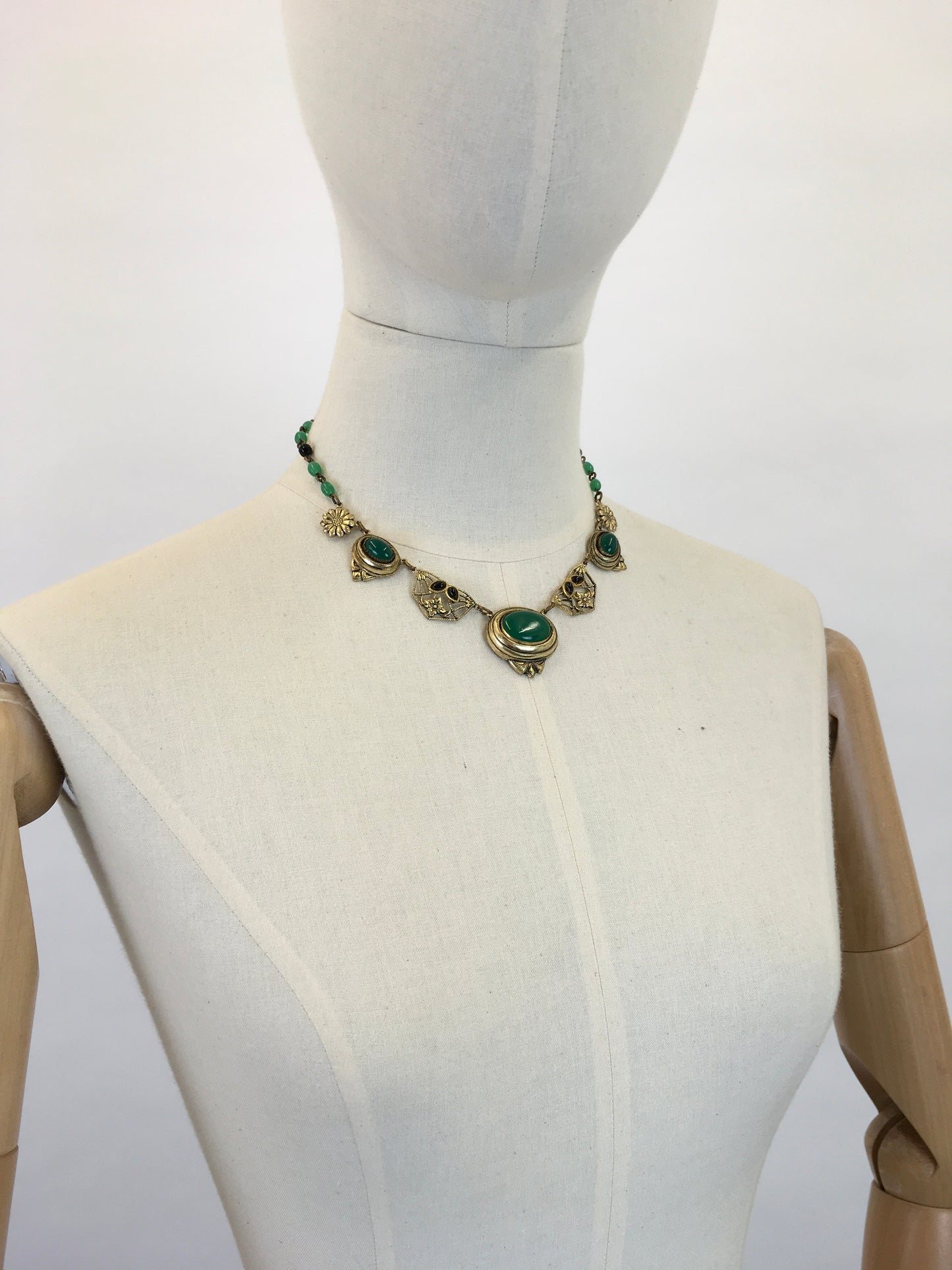 Original 1930s STUNNING Deco Necklace - Brass and Classic Deco Green Glass Beads
