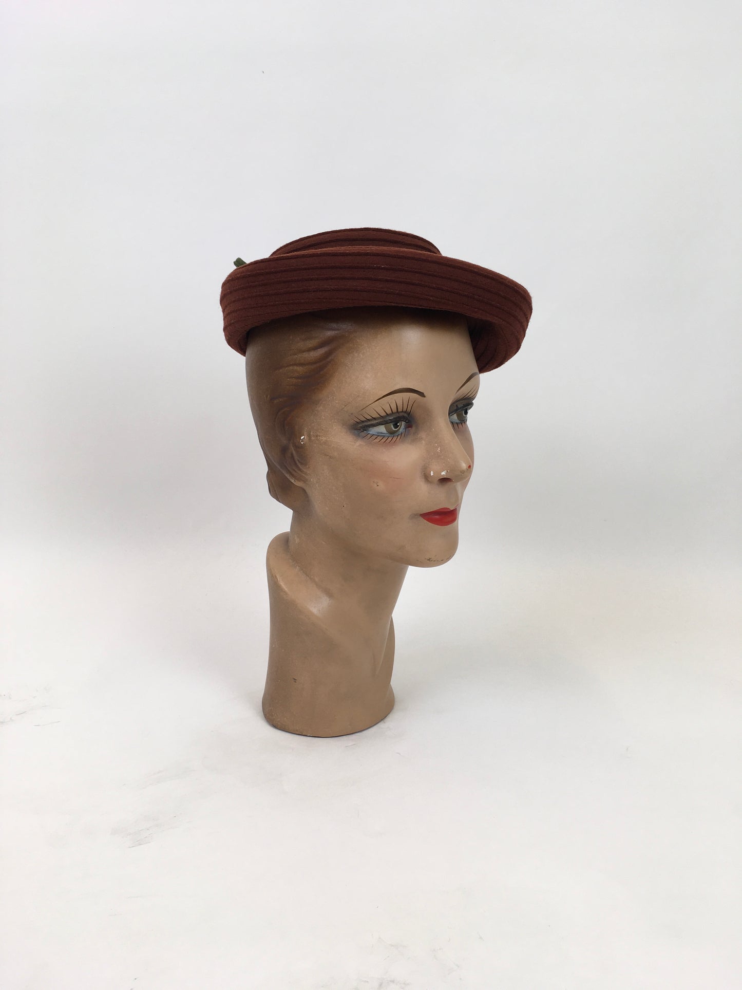 Original 1940's Darling Tilt Hat - In Rust With A Green Bow Trim