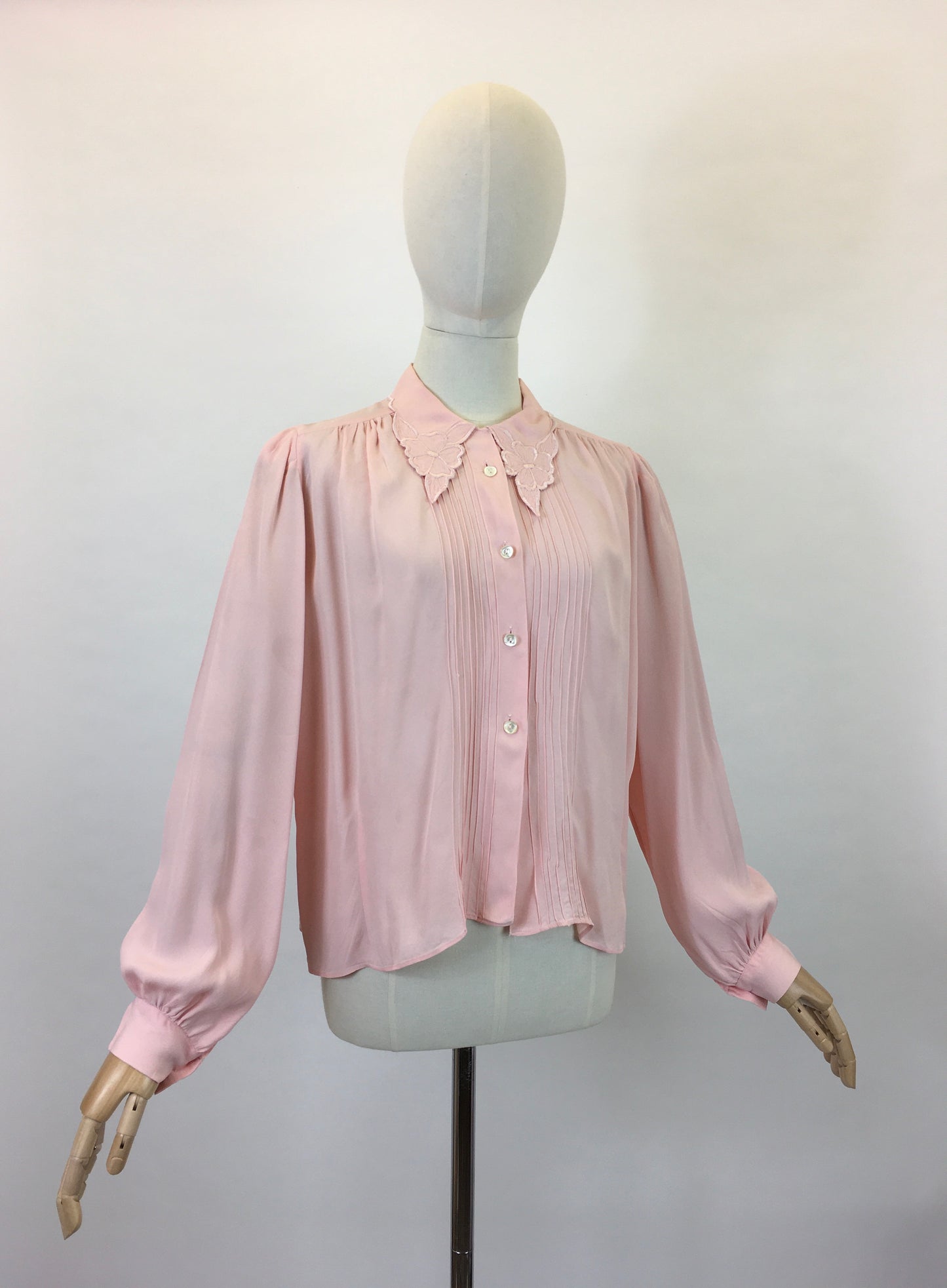 Original 1940’s Utility CC41 Crepe Blouse - In A Beautiful Soft Powder Pink