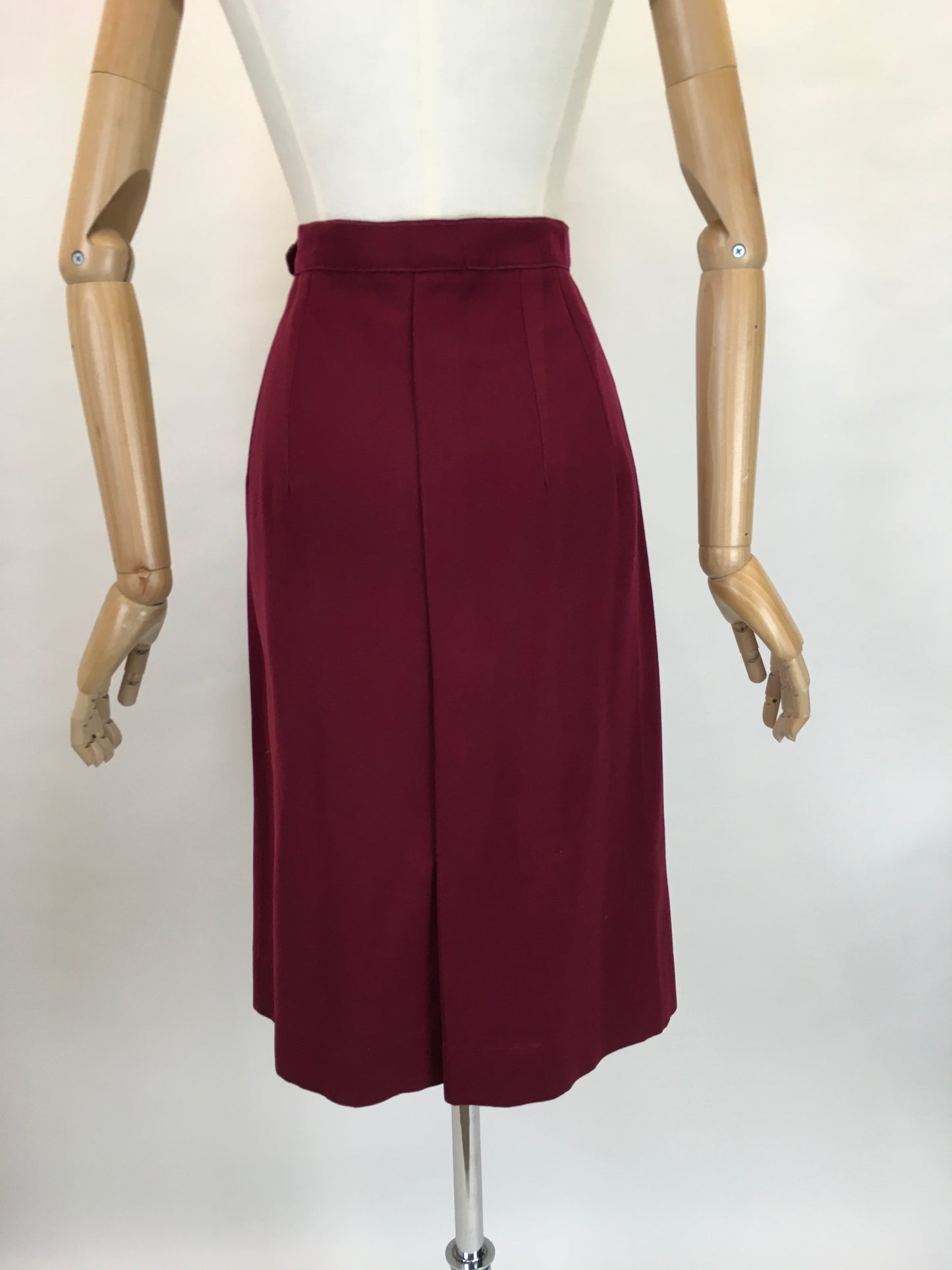Original Late 1940s early 1950s Skirt - In a lovely Maroon Lightweight Gabardine