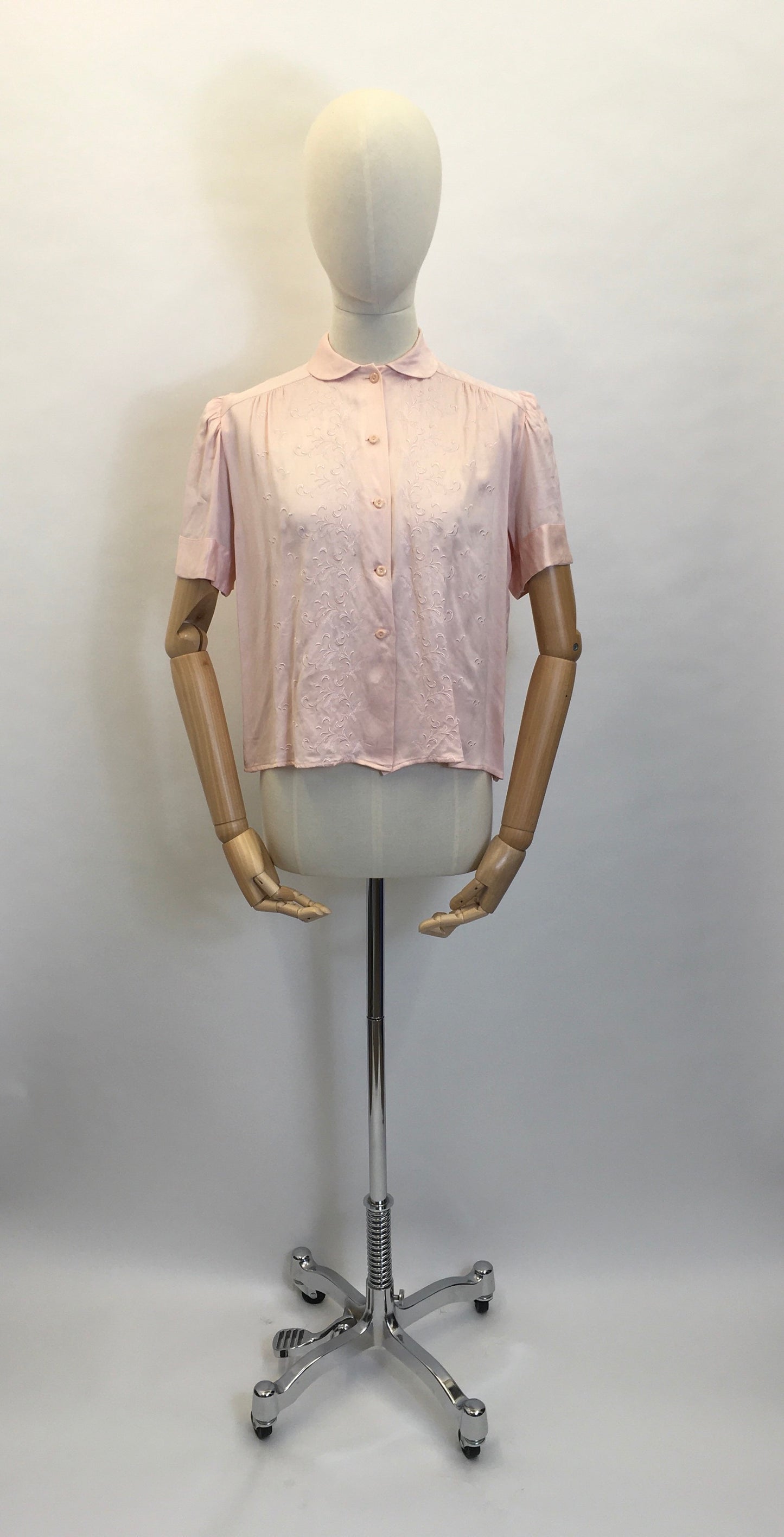 Original 1940’s Cc41 Utility Blouse - Made From A Beautiful Powdery Pink Silk