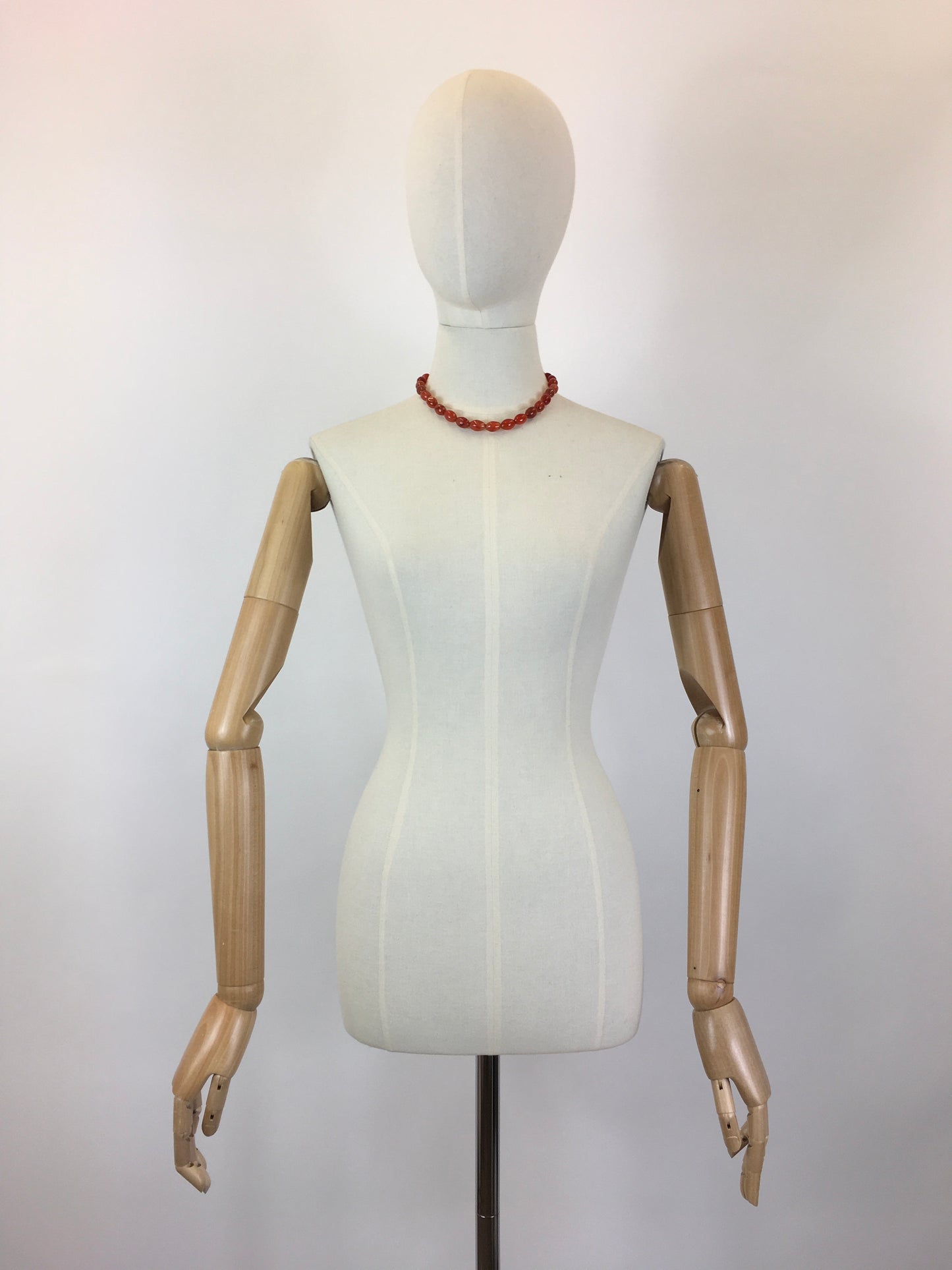 Original 1940's Darling Amber Graduated Beaded Necklace - With Screw Fastening to the Nape