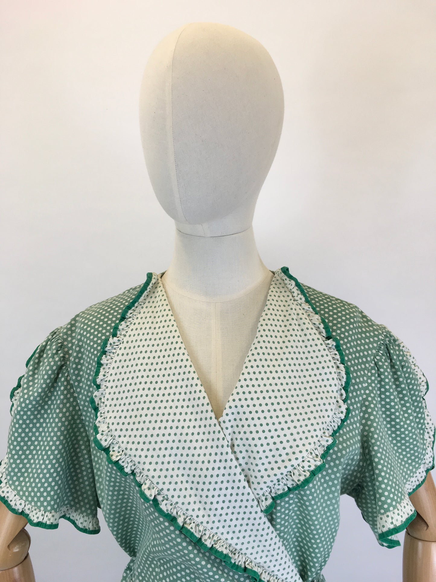 Original 1940’s SENSATIONAL Wrap House Dress - In A Fabulous Green & White Polka Dot