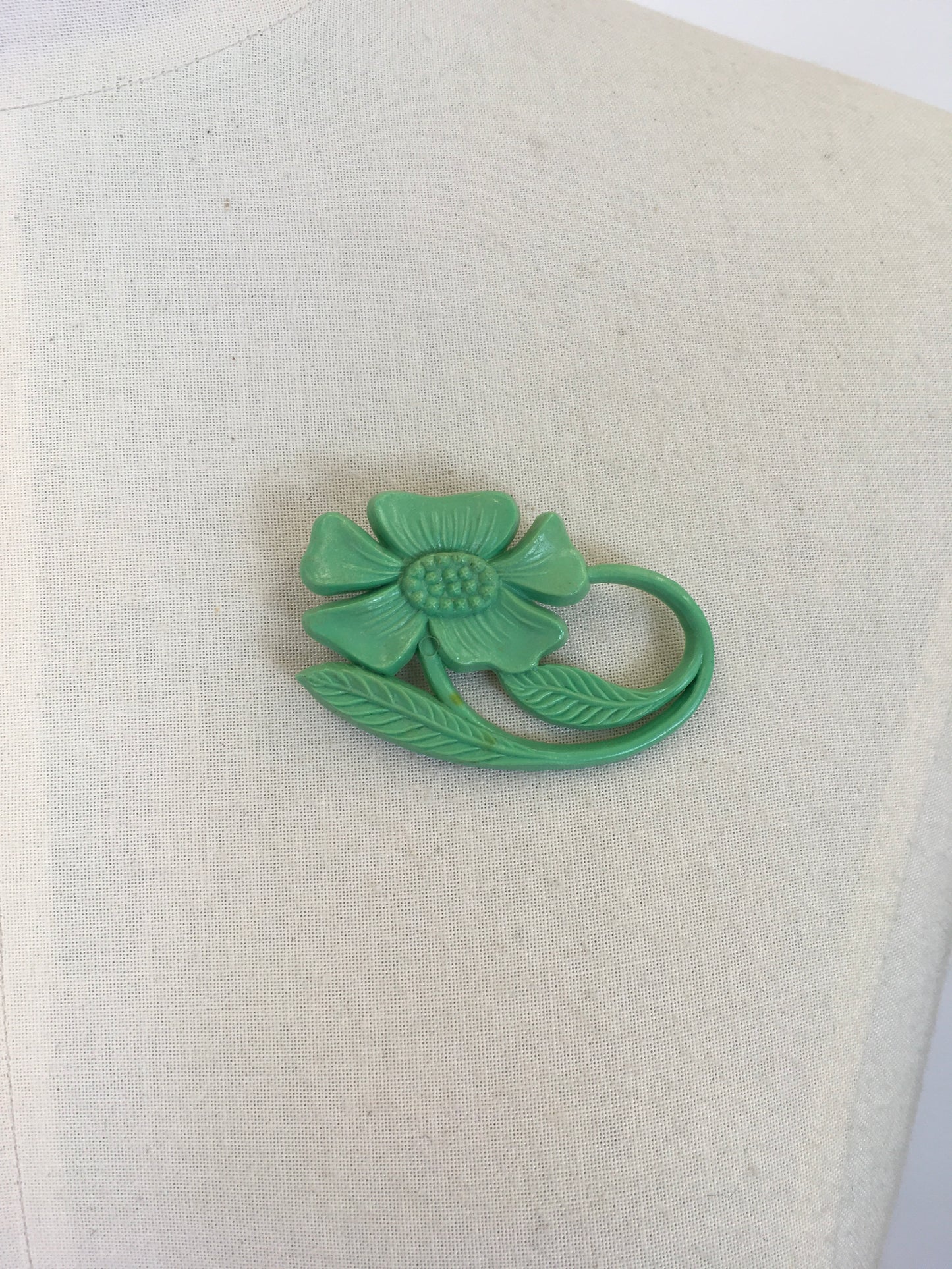 Original 1940’s Early Plastic Brooch - In Deco Green