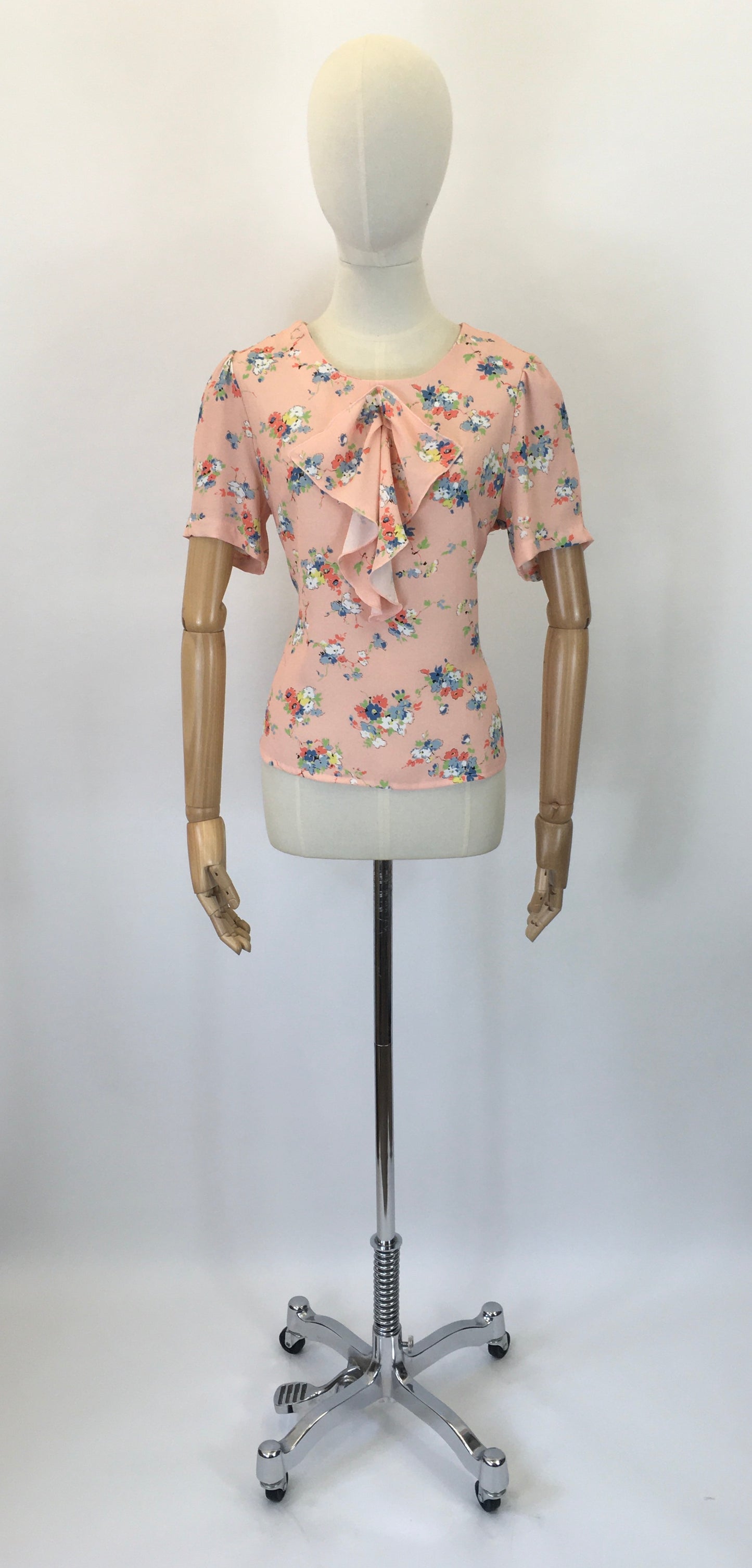 House of Foxy Flounce Blouse in Bliss