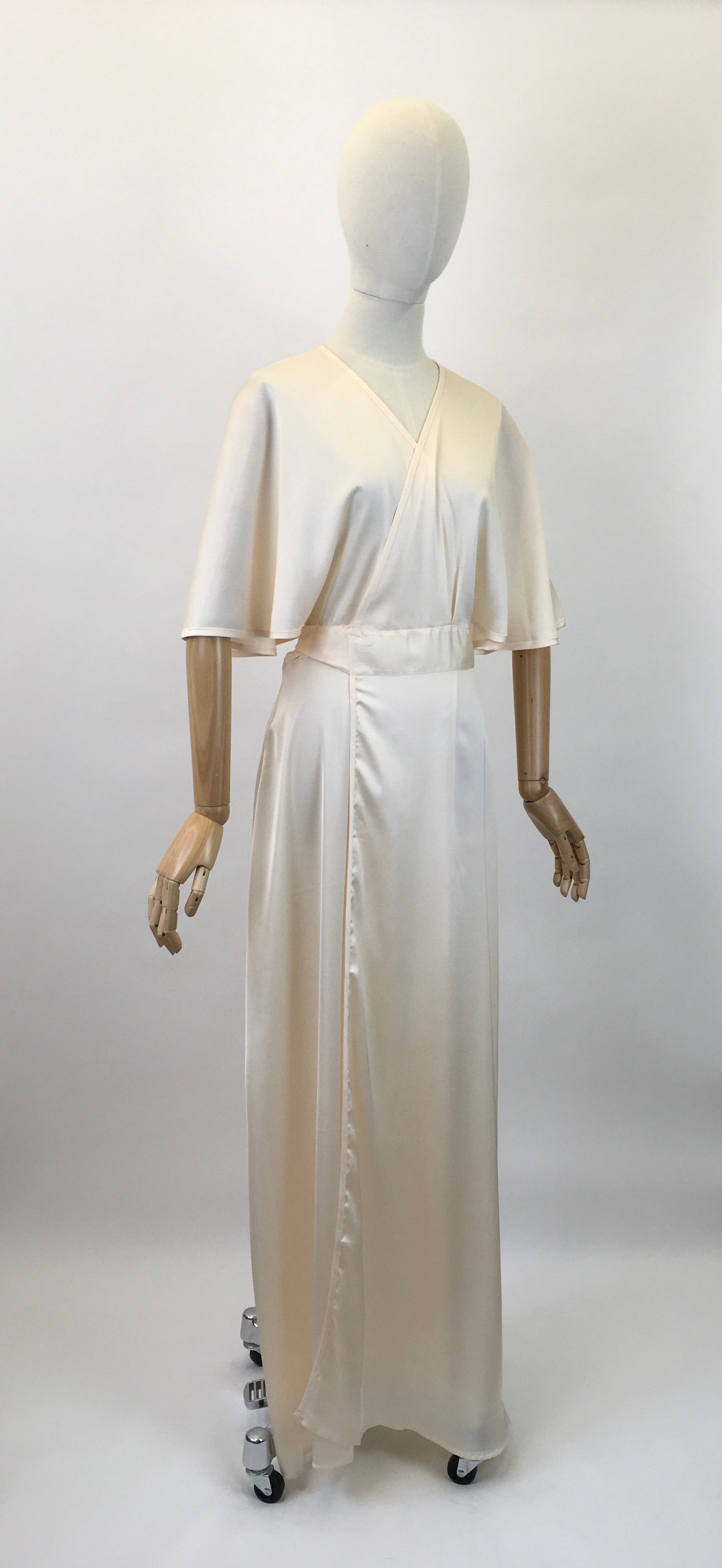 What Katie Did Loungewear Robe - In Peach