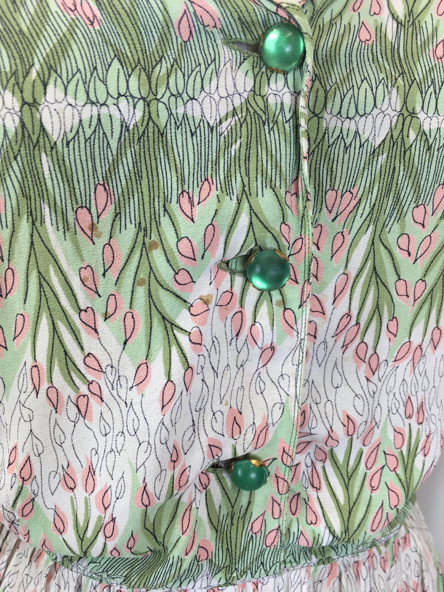 Original 1940’s Stunning Rayon Crepe Dress - In the Prettiest Floral in Powdered Rose and Green