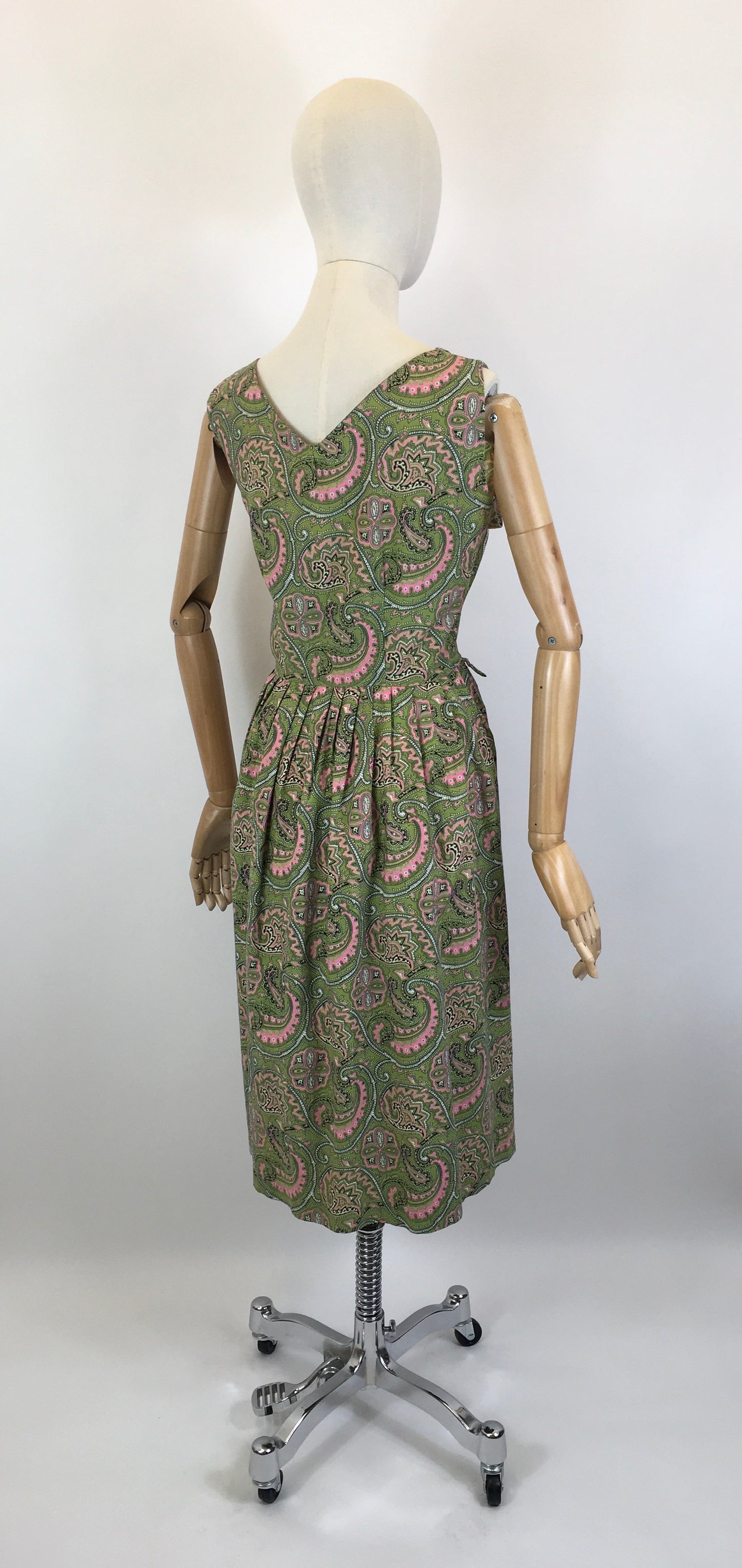 Original 1950’s Darling Cotton Day Dress- In A Beautiful Paisley in Pink & Green