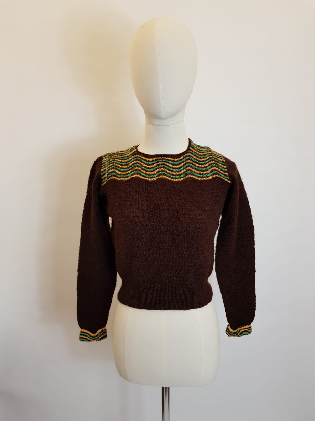 Knitting For Victory - Original 1940’s Pattern Reproduction Knitwear