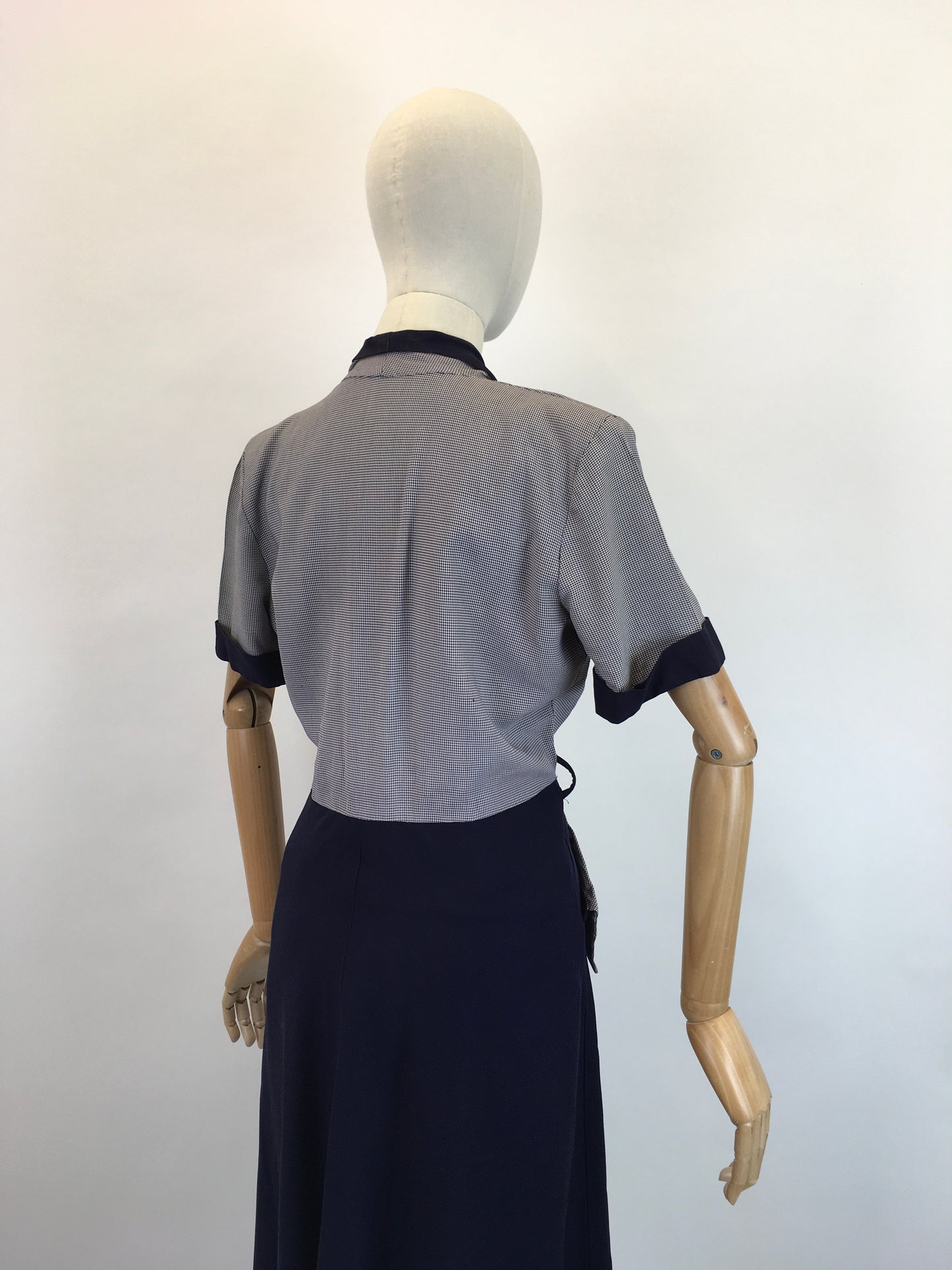 Original 1940’s Fabulous Rayon Dress - In Navy Dogs-tooth and Navy Colour Block