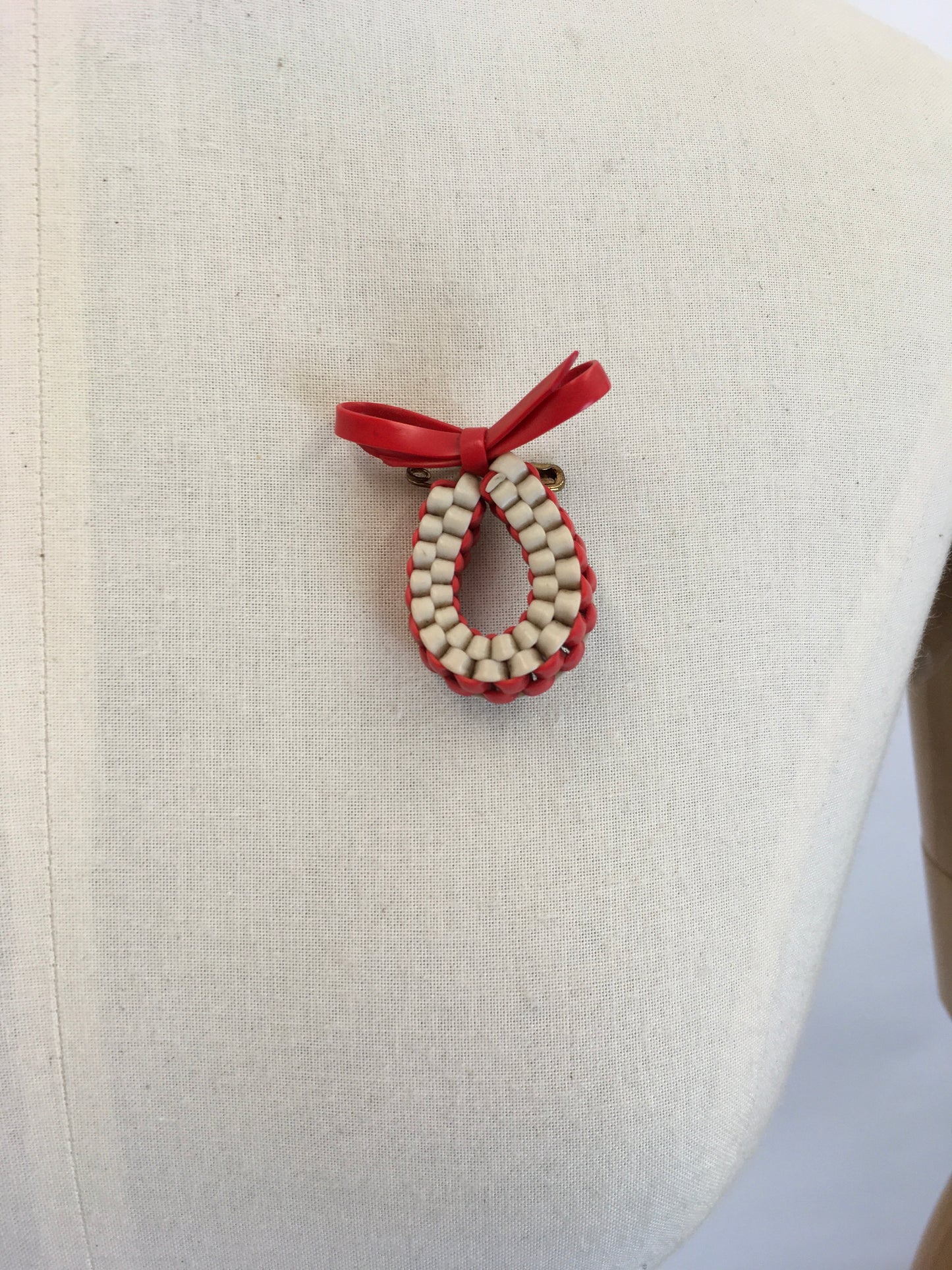 Original 1940’s Make Do and Mend Telephone Cord Brooch - In Red and White