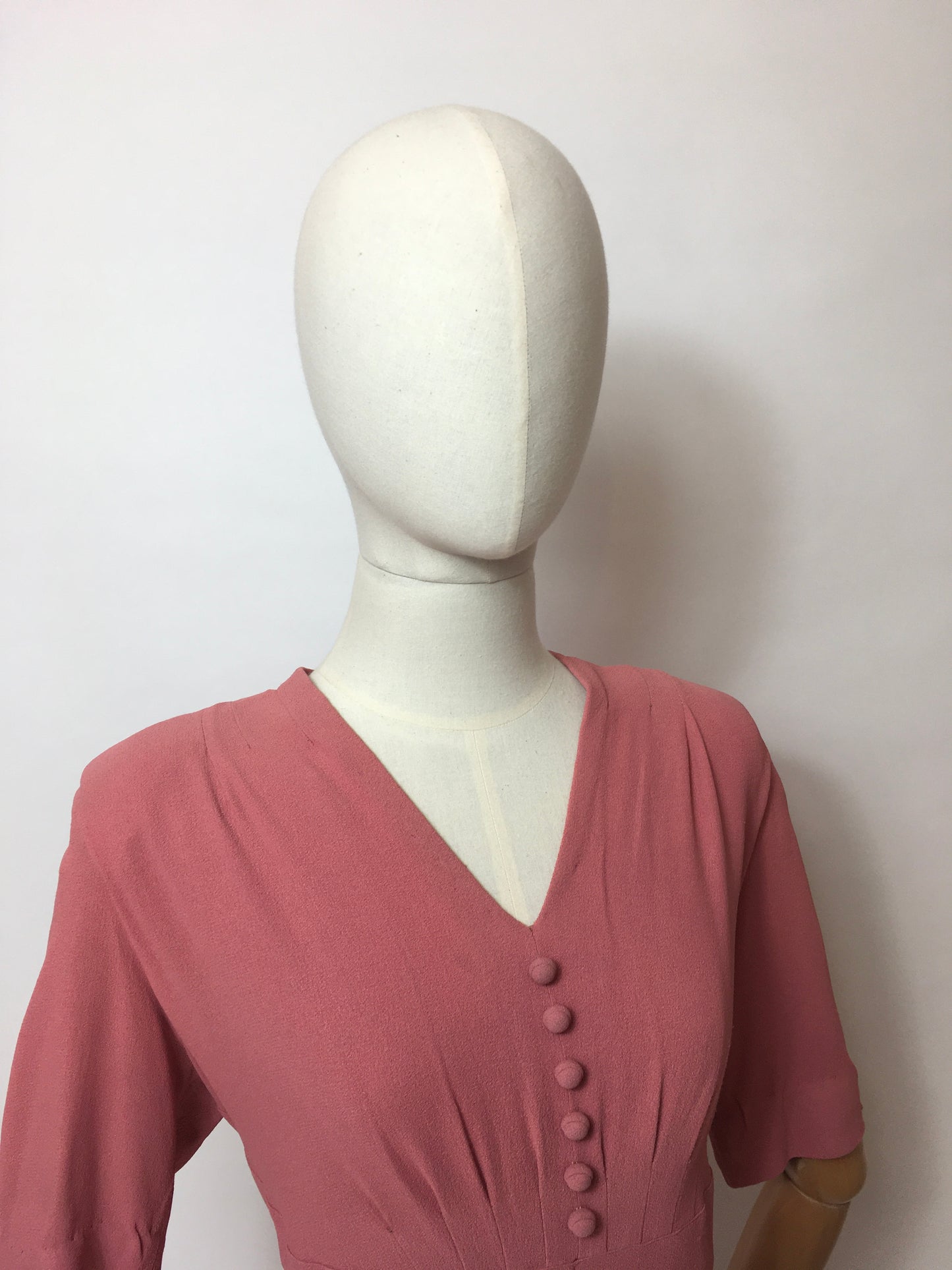 Original 1940’s Rose Pink Crepe Dress - Lovely Panelled Waist Detailing