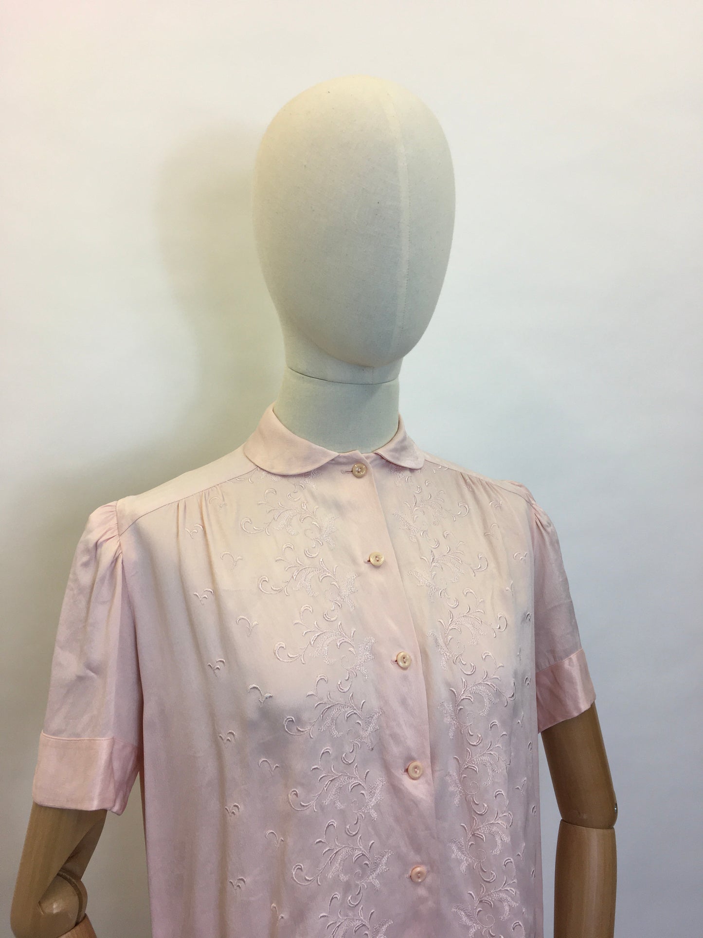 Original 1940’s Cc41 Utility Blouse - Made From A Beautiful Powdery Pink Silk