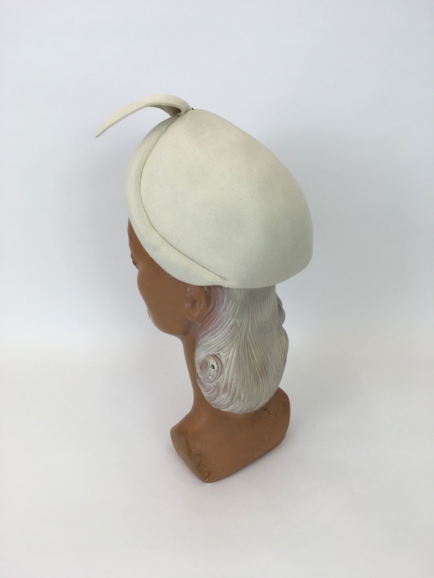 Original 1959’s Ivory Felt Hat - With Diamanté Paste Embellishment to The Big Bow Front