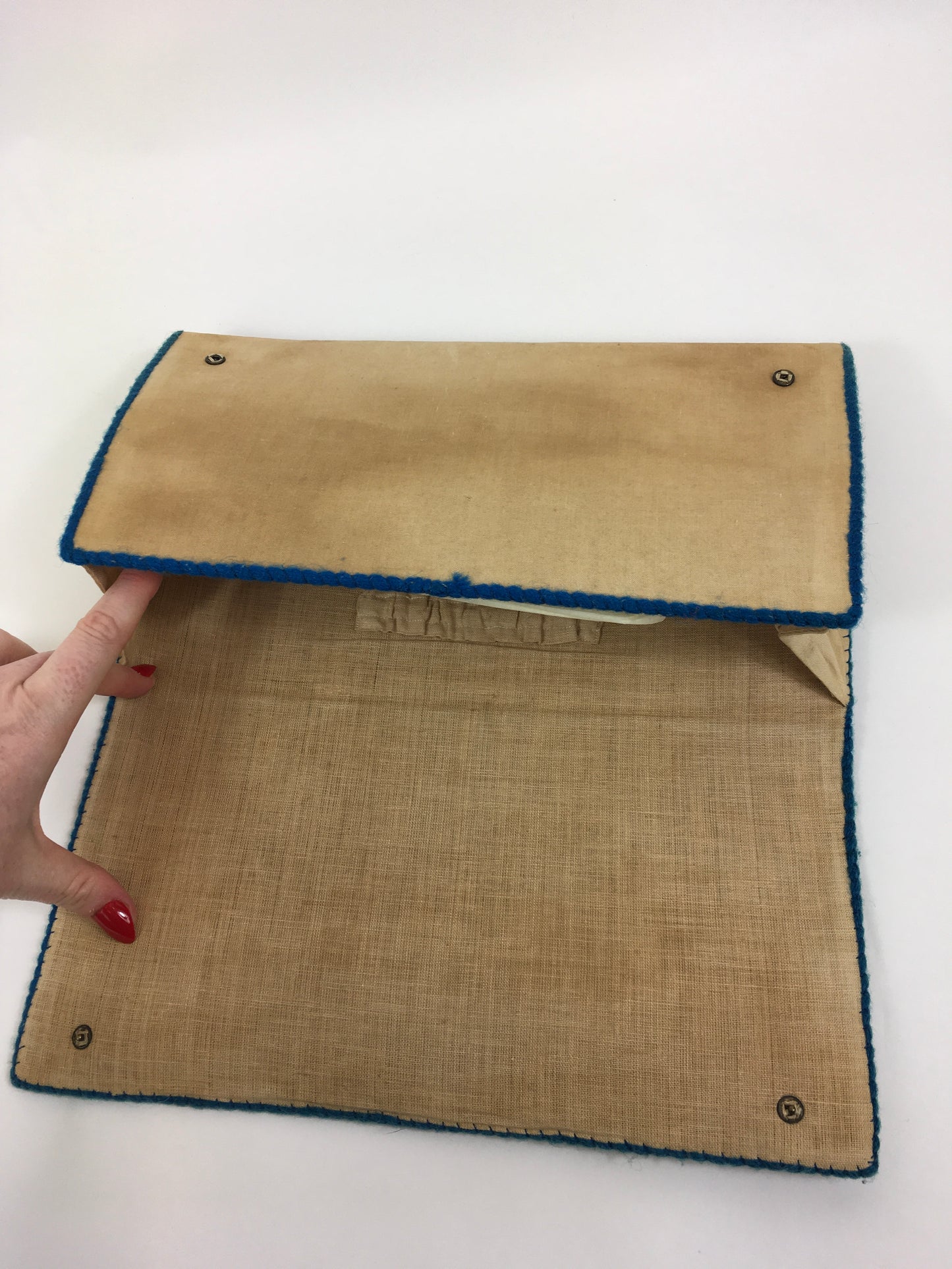 Original 1930’s Exquisite Embroidered Linen Clutch Handbag - With Stunning Details & Colour Pallet