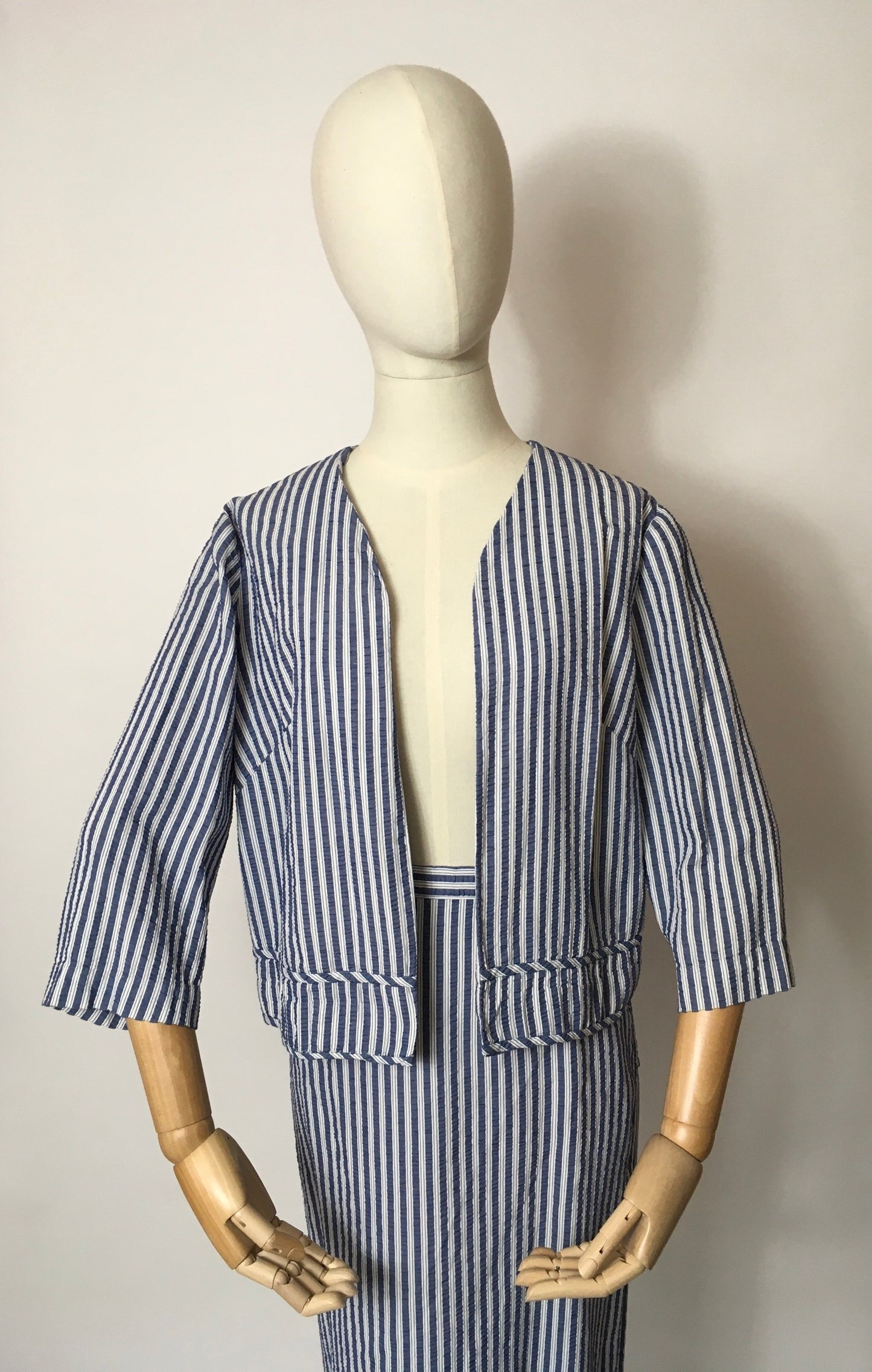 Original 1950s Summer Suit In a lovely Lightweight Seersucker fabric - Blue & White Stripes