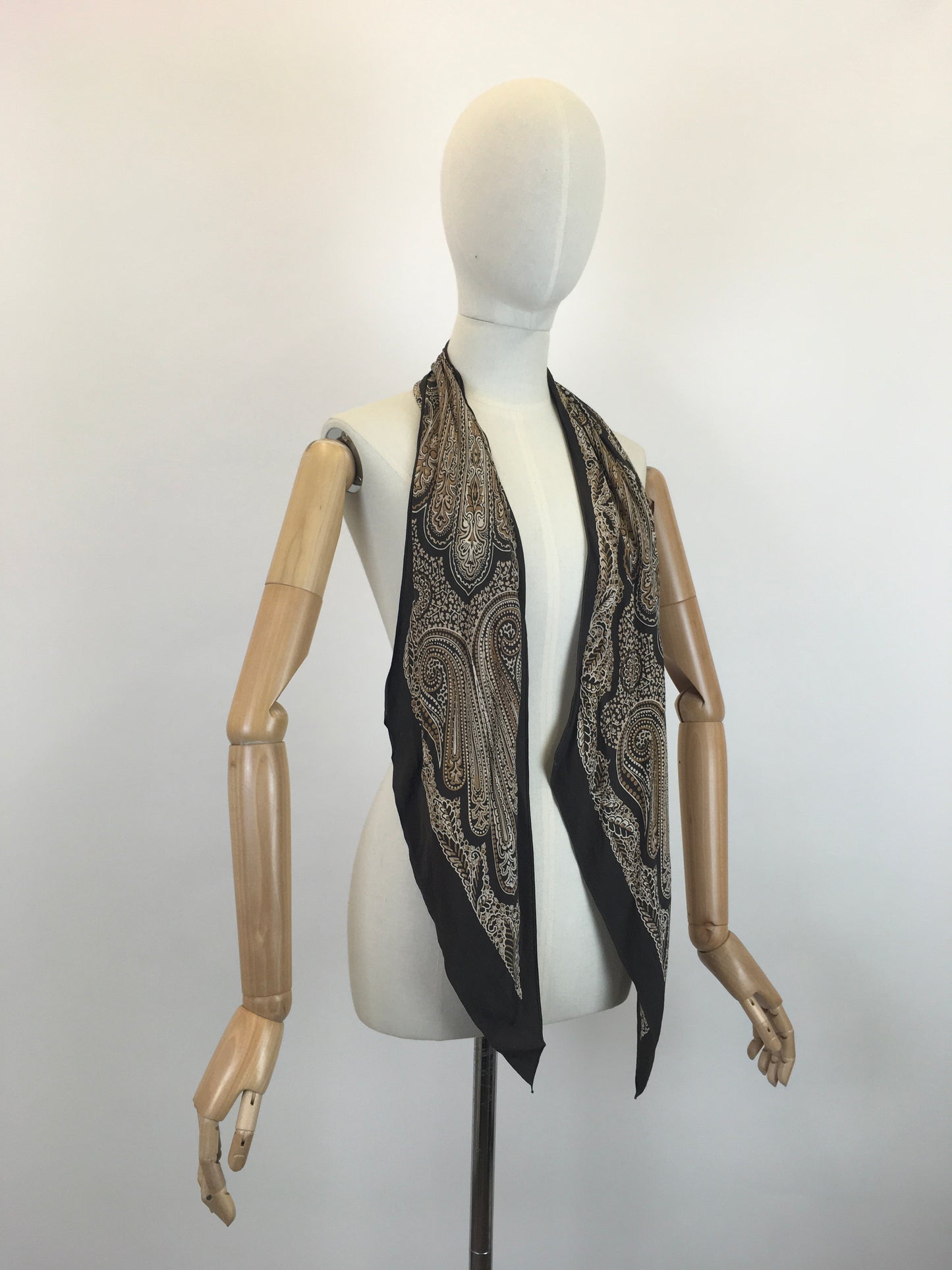 Original 1930’s Stunning Deco Pointed Scarf - In Warm Browns, Taupes and Mushrooms