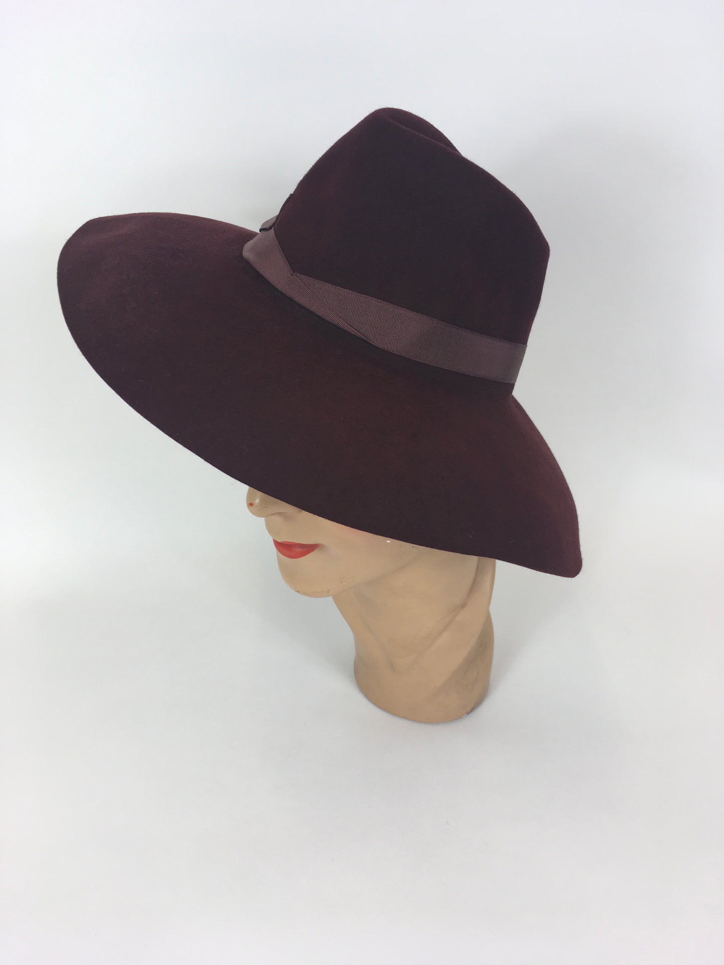 Original 1940’s SENSATIONAL Deep Wine Brimmed Fedora - With Grosgrain Ribbon Banding