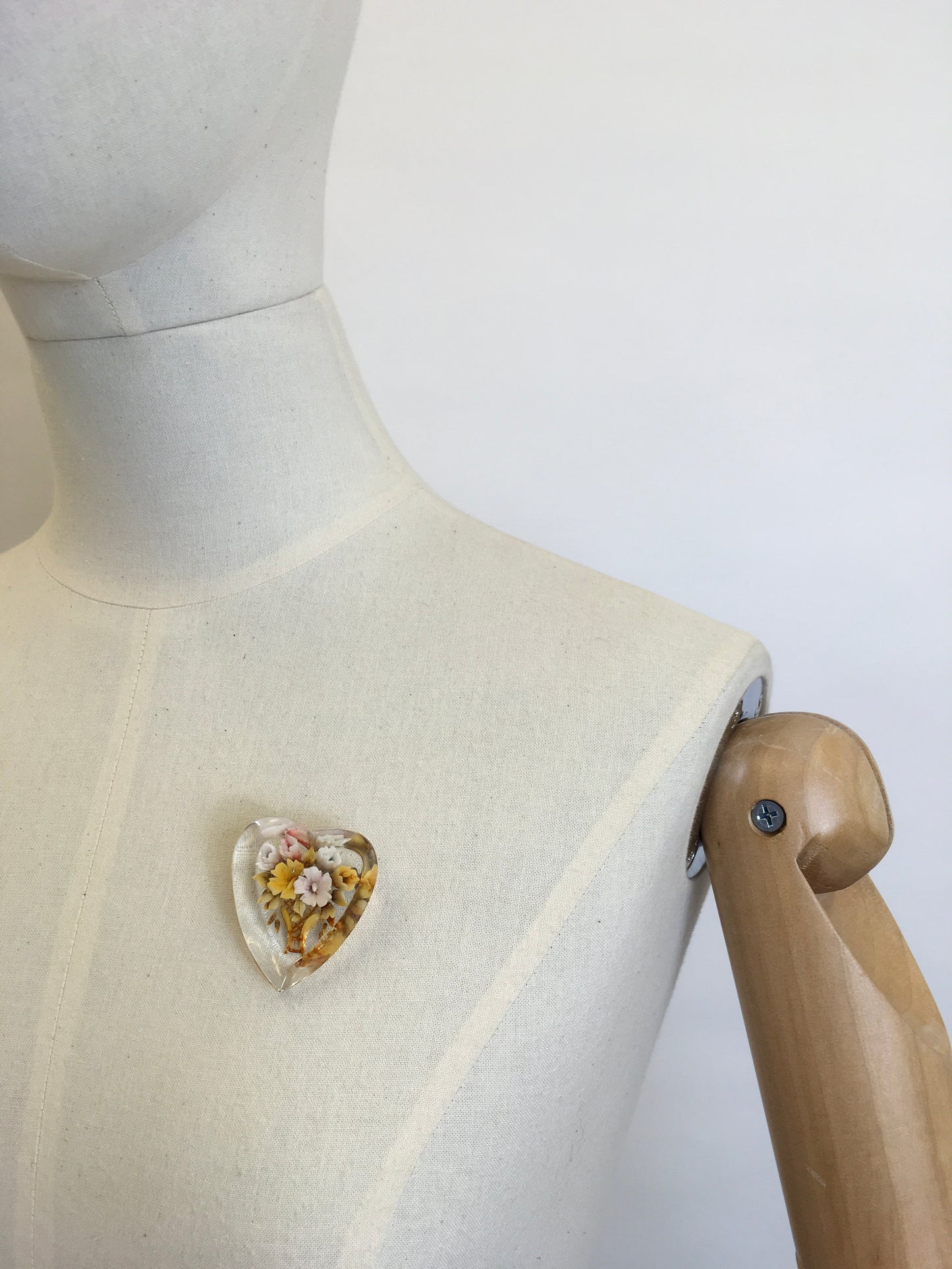 Original late 1940’s early 1950s Lucite Brooch - Heart shaped with a Floral Bouquet