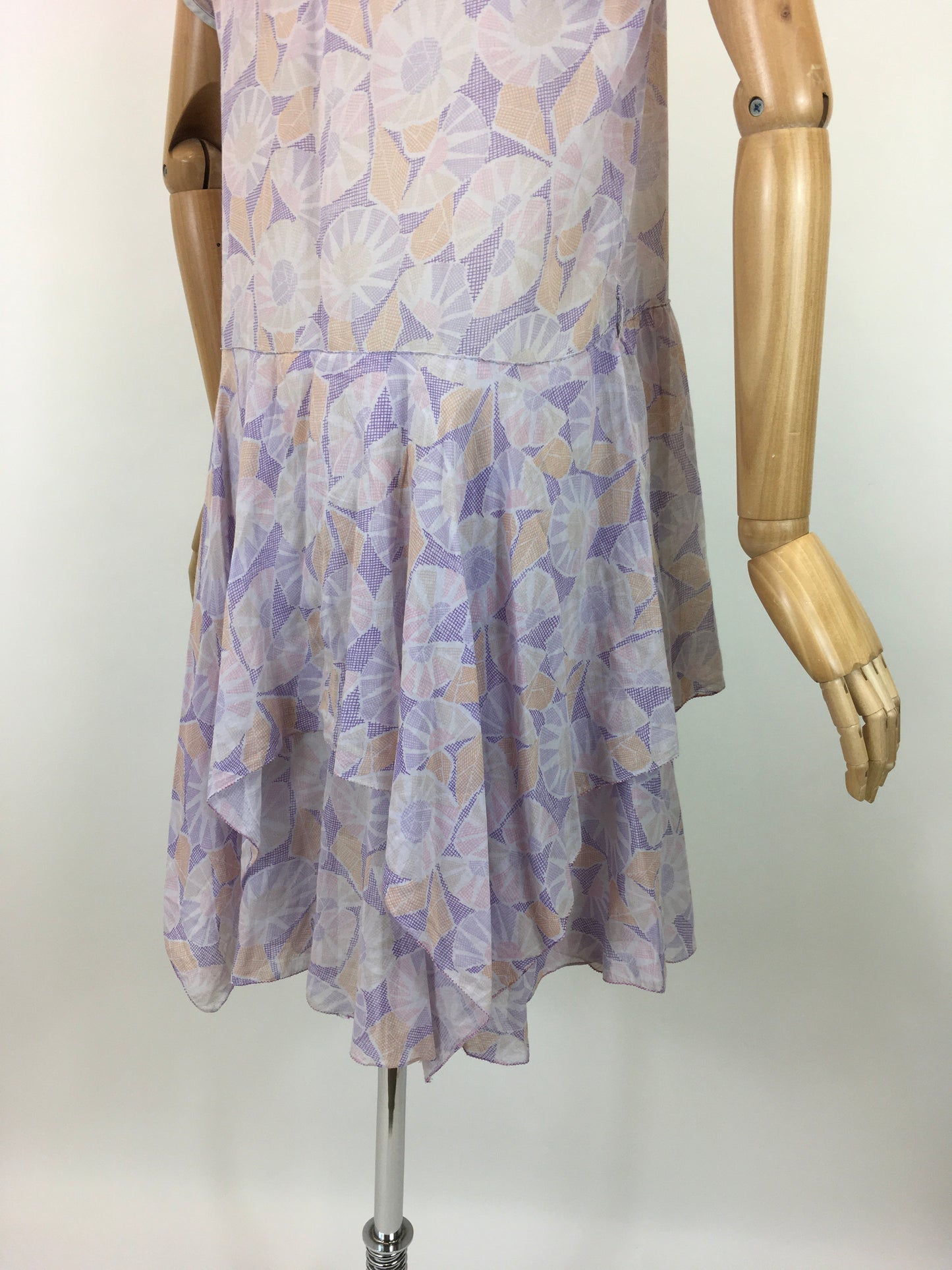 Original 1920's Charming Cotton Lawn Day Dress - In Deco Pastels of Lilacs, Pinks & Orange